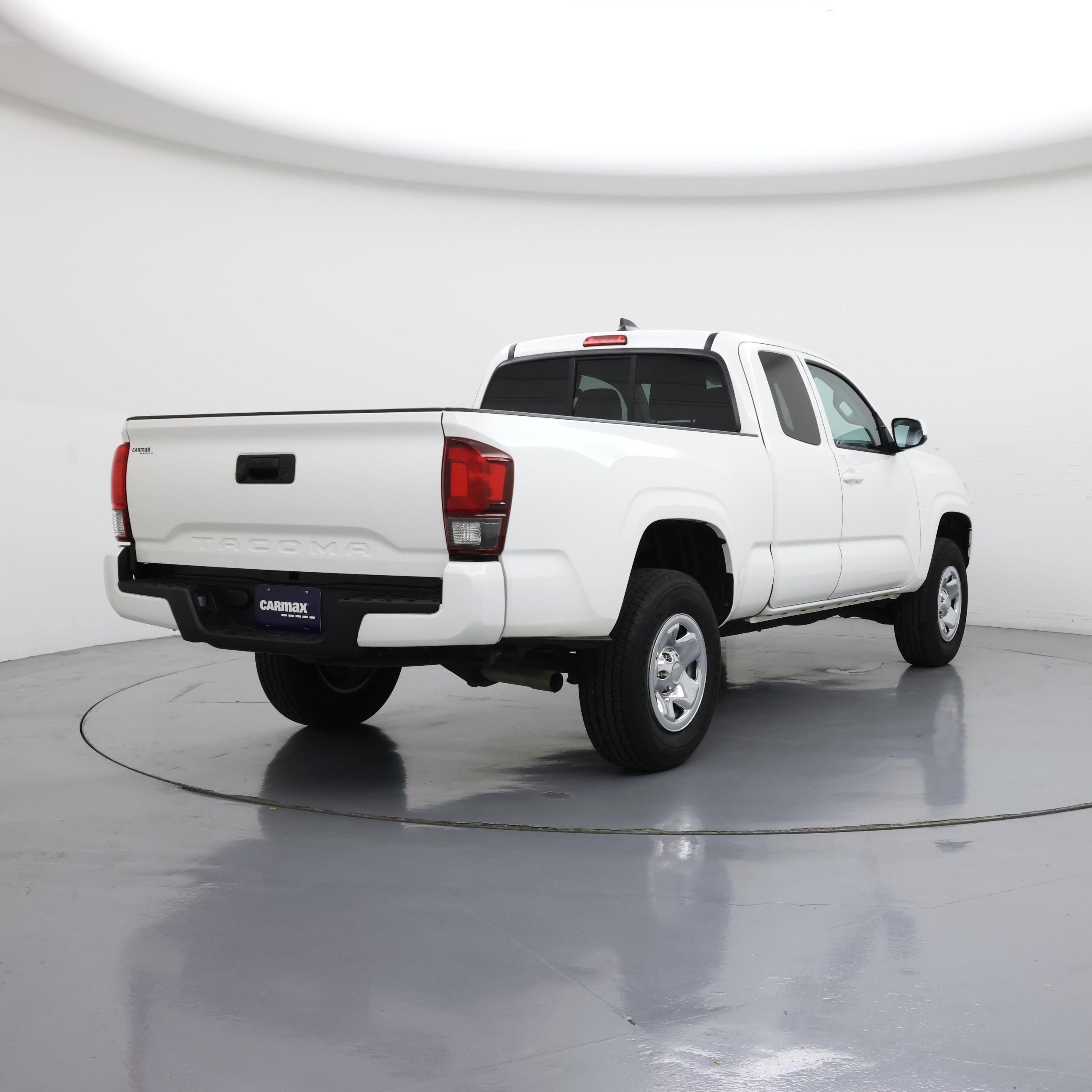 Thumbnail: 2021 Toyota Tacoma - 8