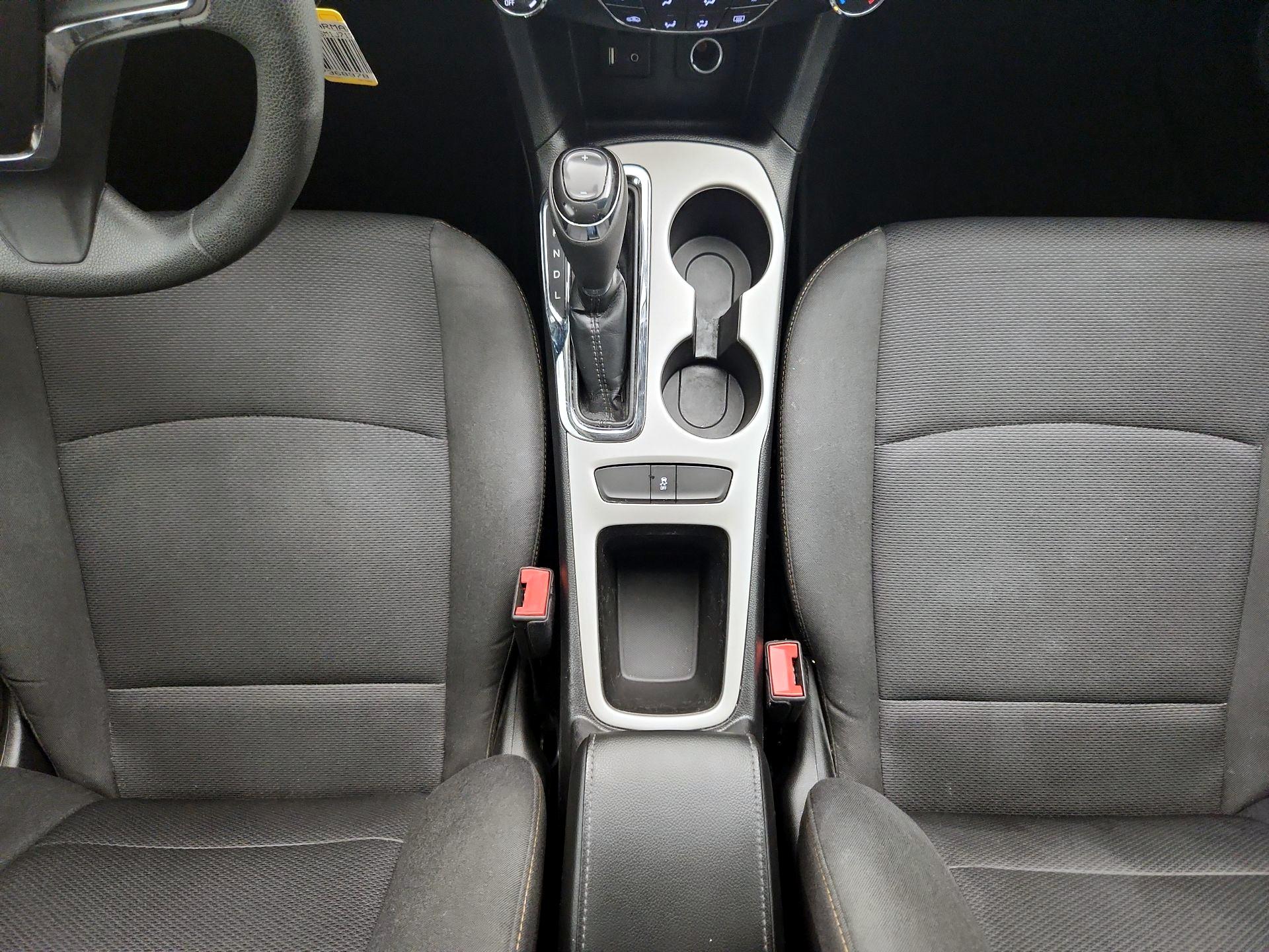 Thumbnail: 2018 Chevrolet Cruze - 17