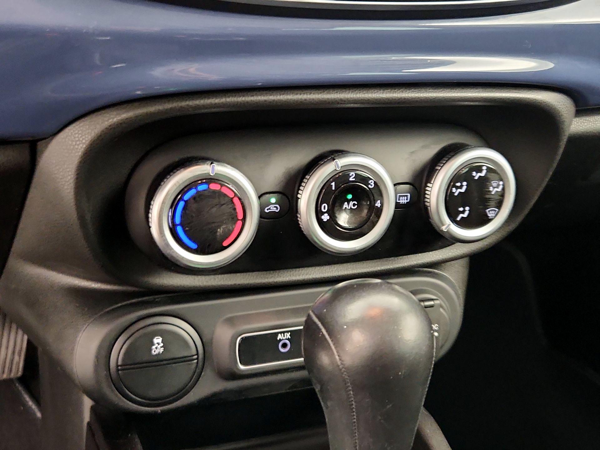 Thumbnail: 2019 Fiat 500L - 16