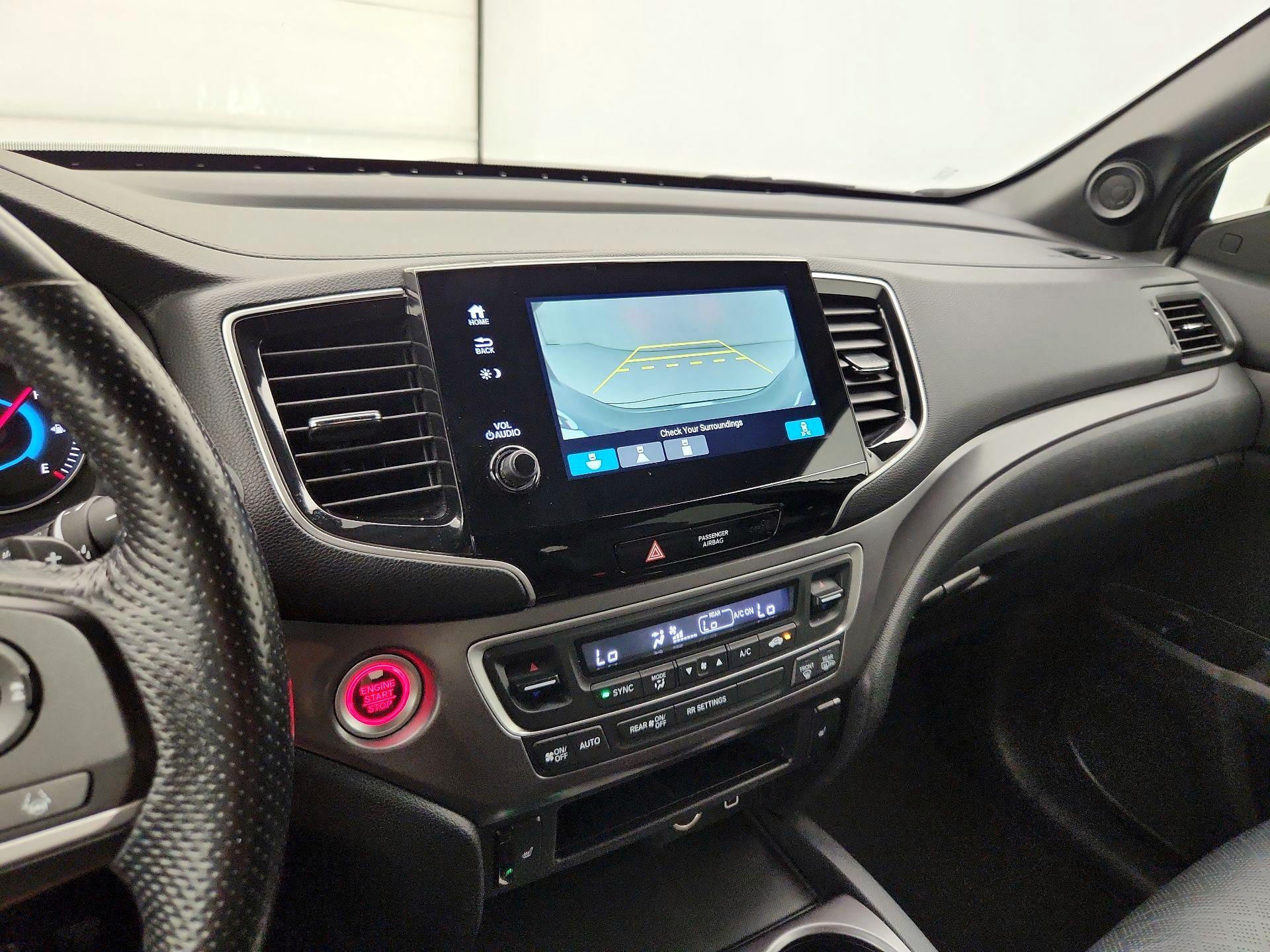 Thumbnail: 2019 Honda Passport - 14