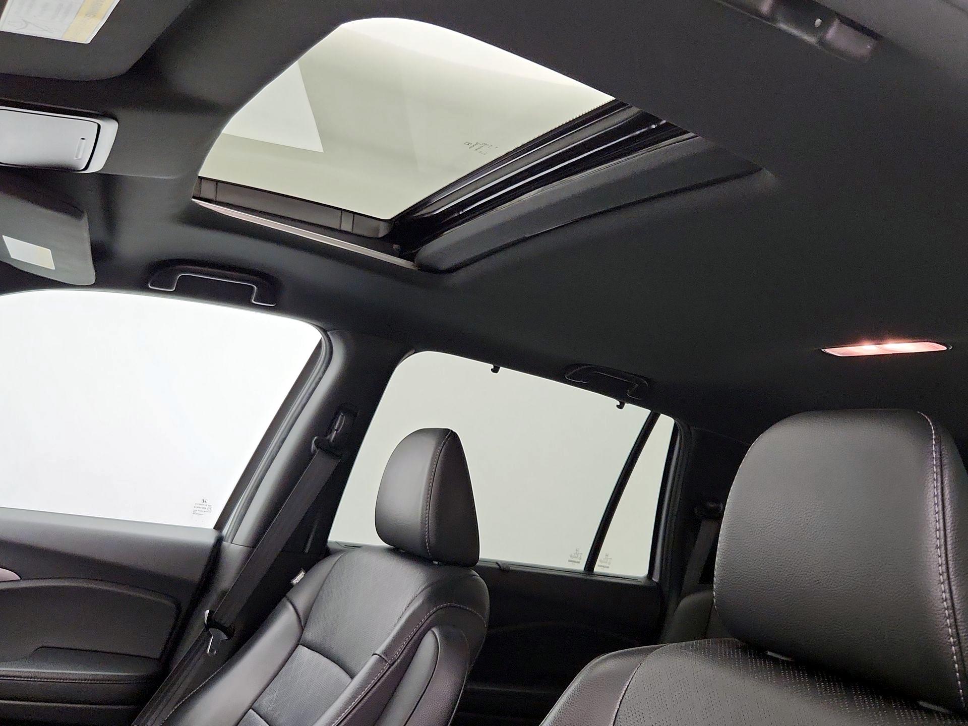 Thumbnail: 2019 Honda Passport - 19