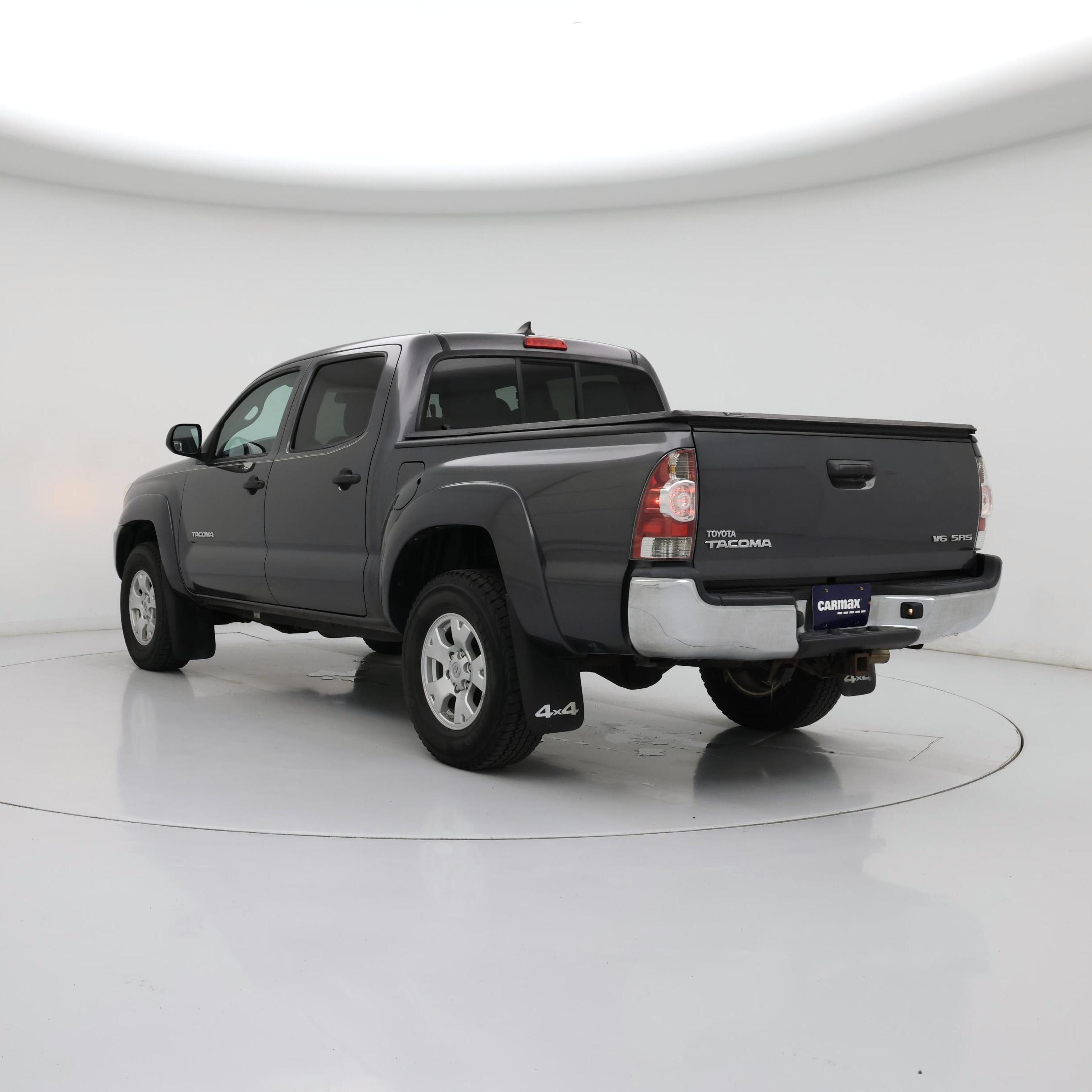 Thumbnail: 2015 Toyota Tacoma - 2