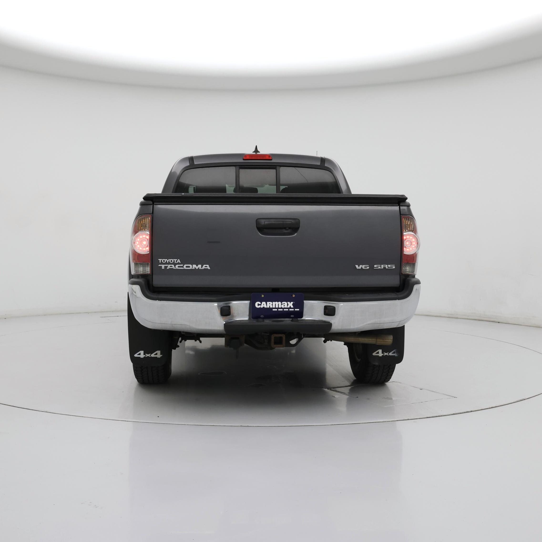 Thumbnail: 2015 Toyota Tacoma - 6