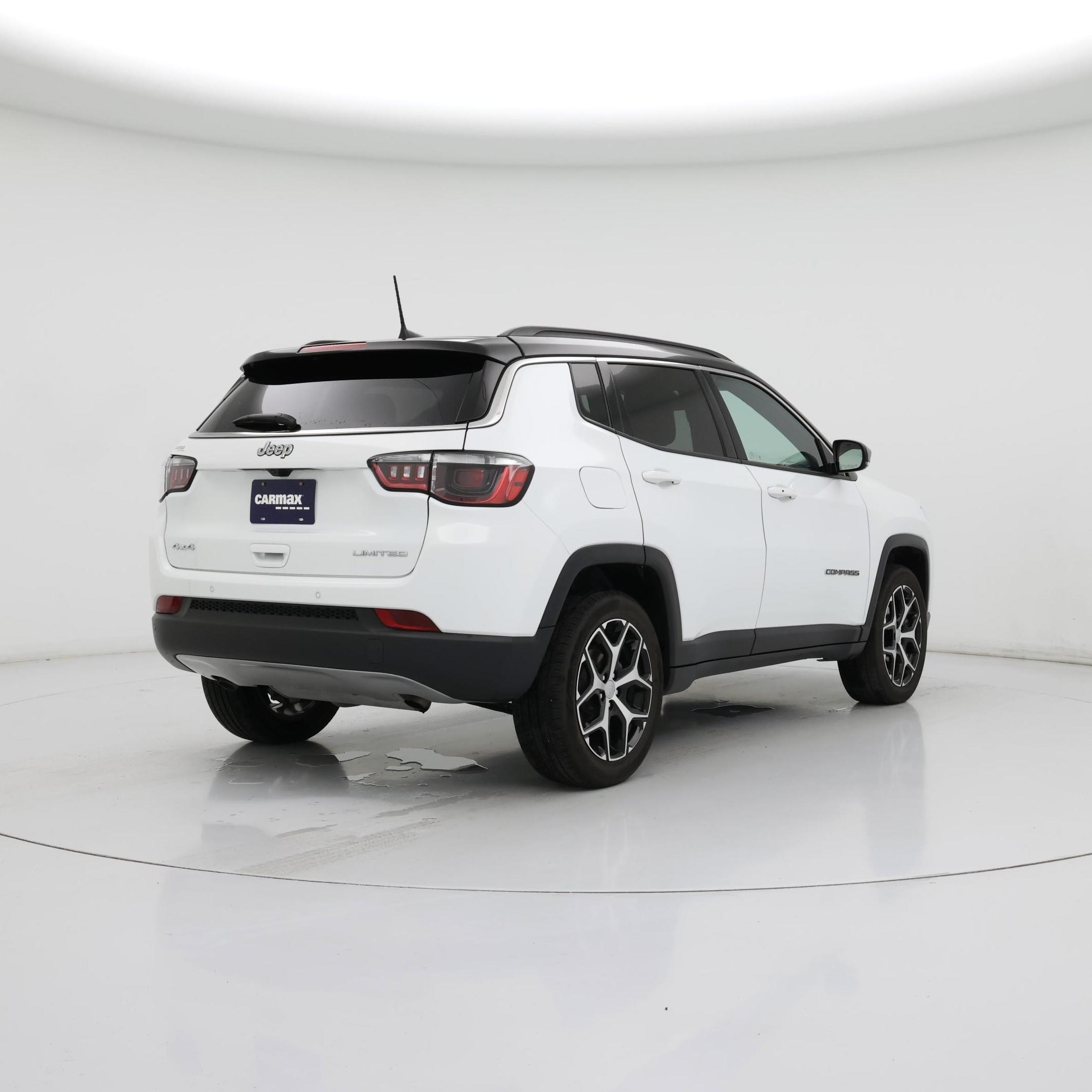 Thumbnail: 2024 Jeep Compass - 8