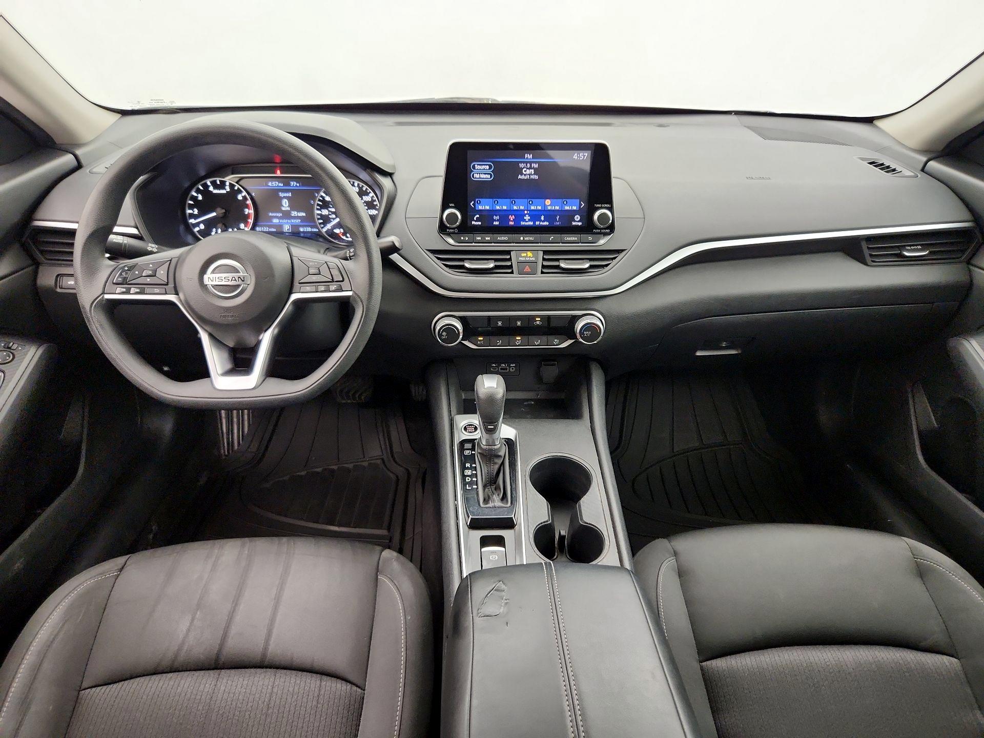 Thumbnail: 2019 Nissan Altima - 9