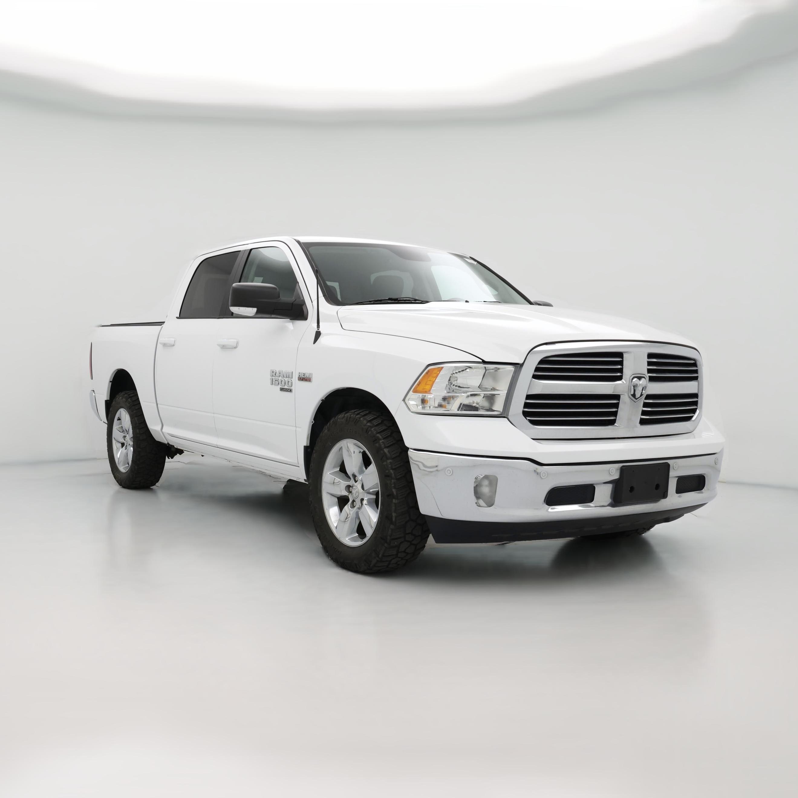 Thumbnail: 2019 RAM 1500 Classic - 1