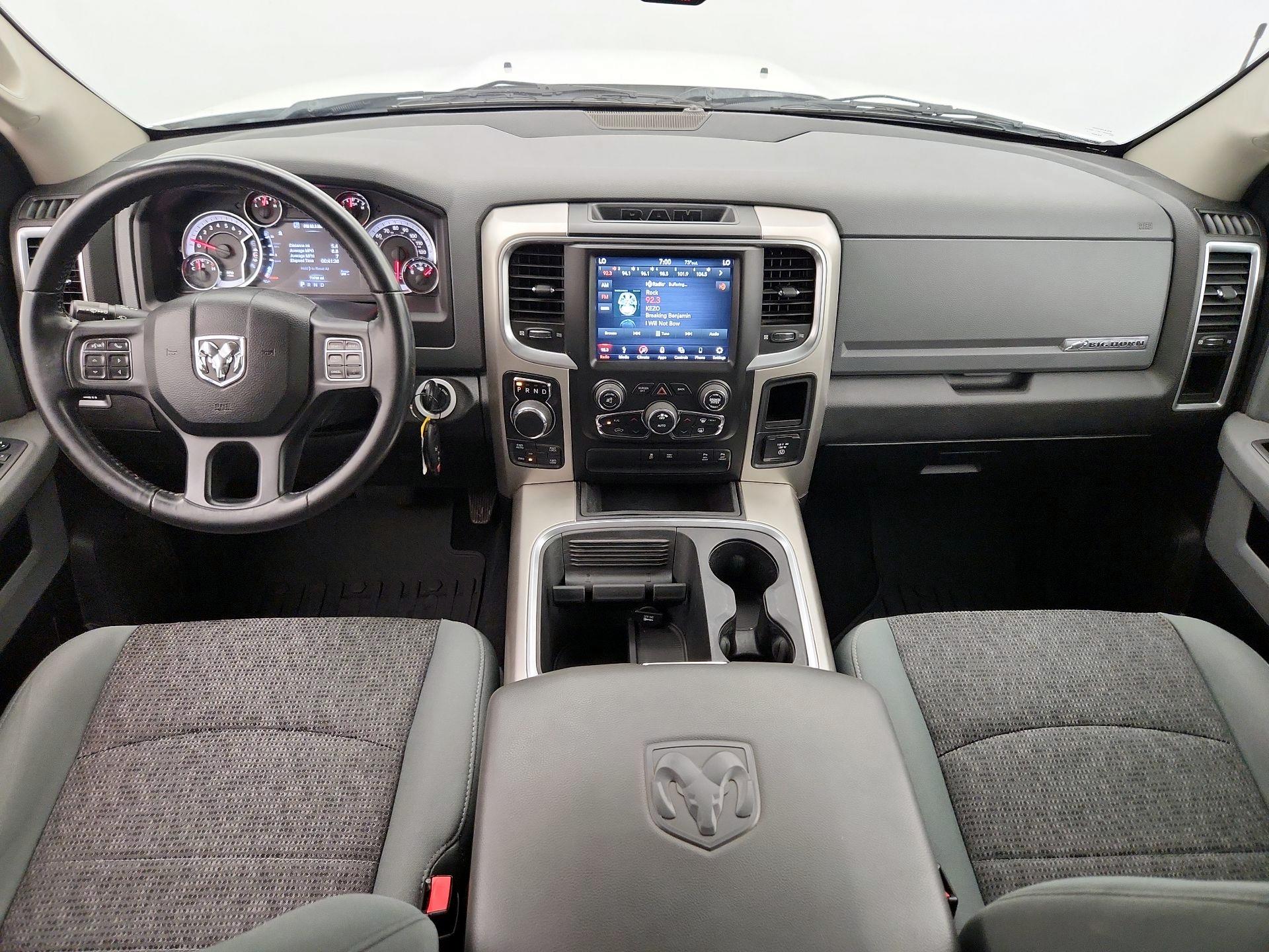 Thumbnail: 2019 RAM 1500 Classic - 9
