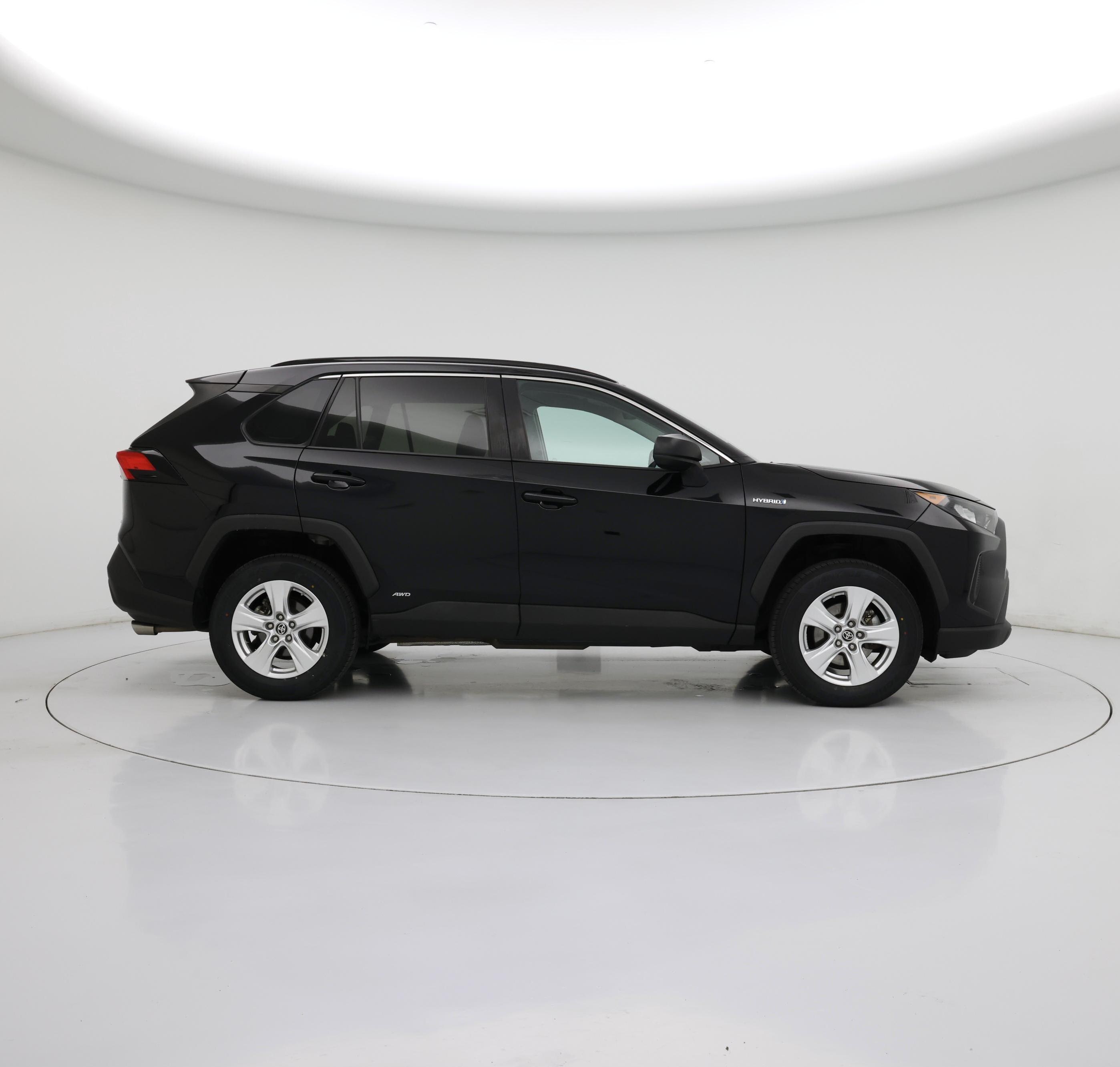 Thumbnail: 2021 Toyota RAV4 - 7