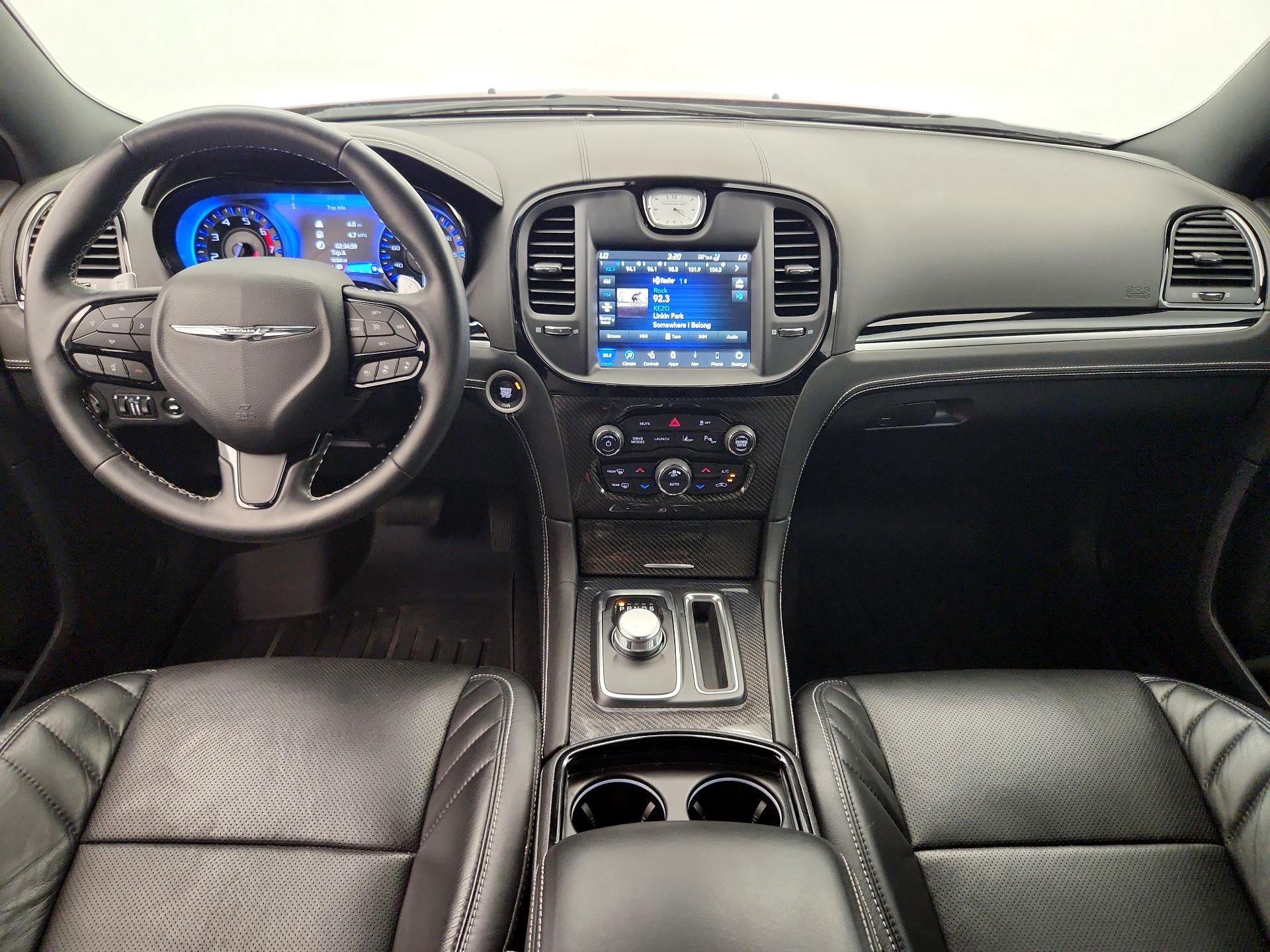 Thumbnail: 2023 Chrysler 300 - 9