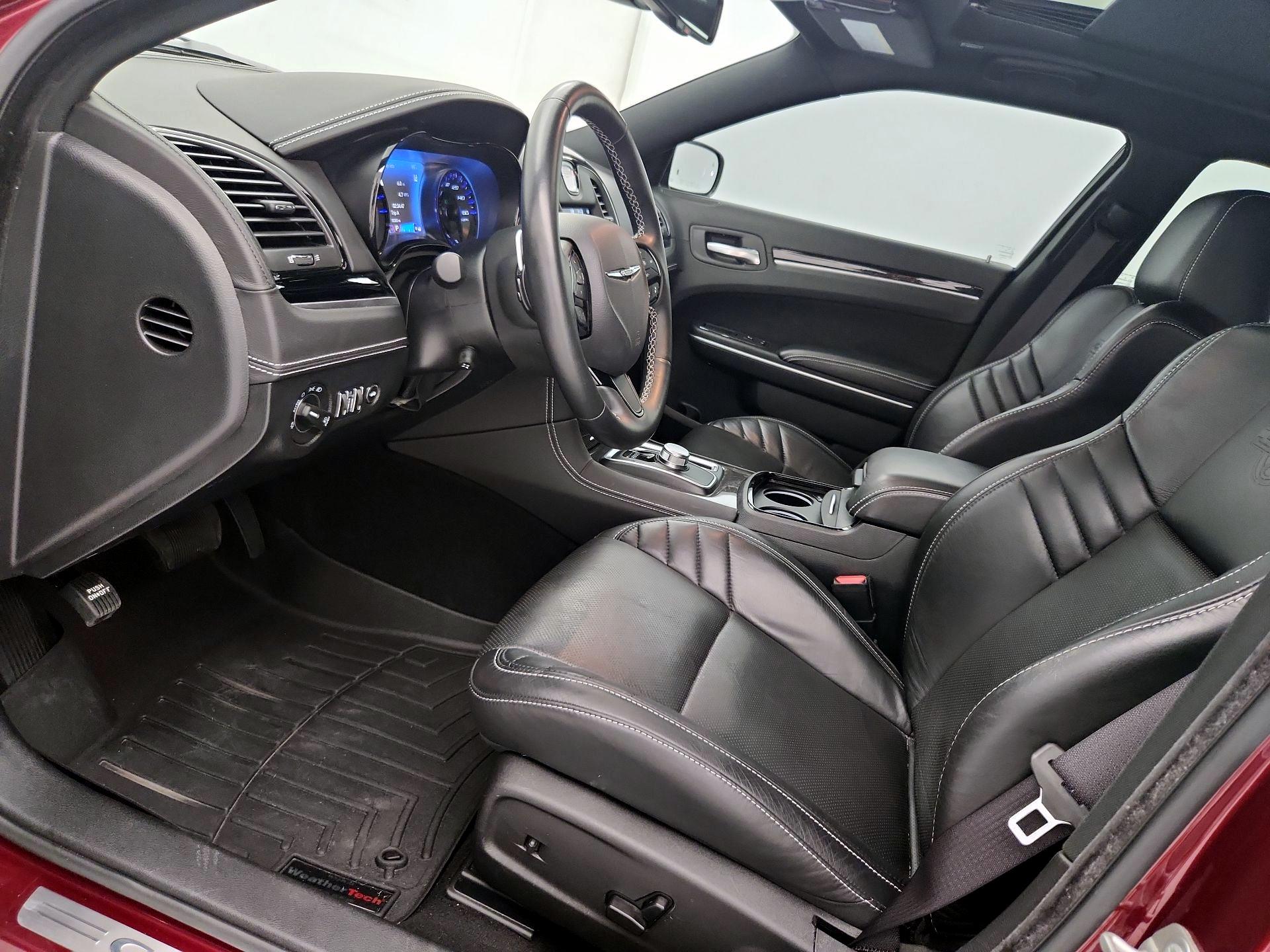 Thumbnail: 2023 Chrysler 300 - 11
