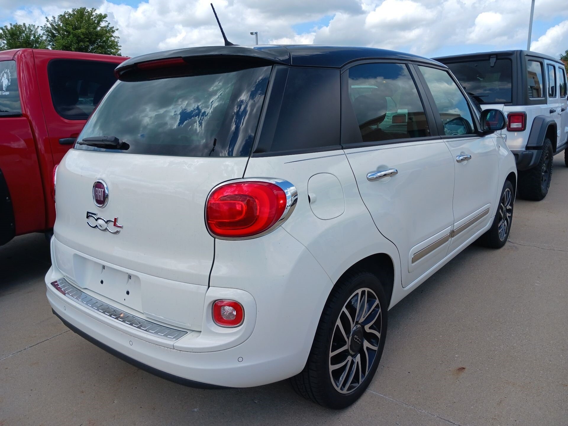 Thumbnail: 2015 Fiat 500L - 3