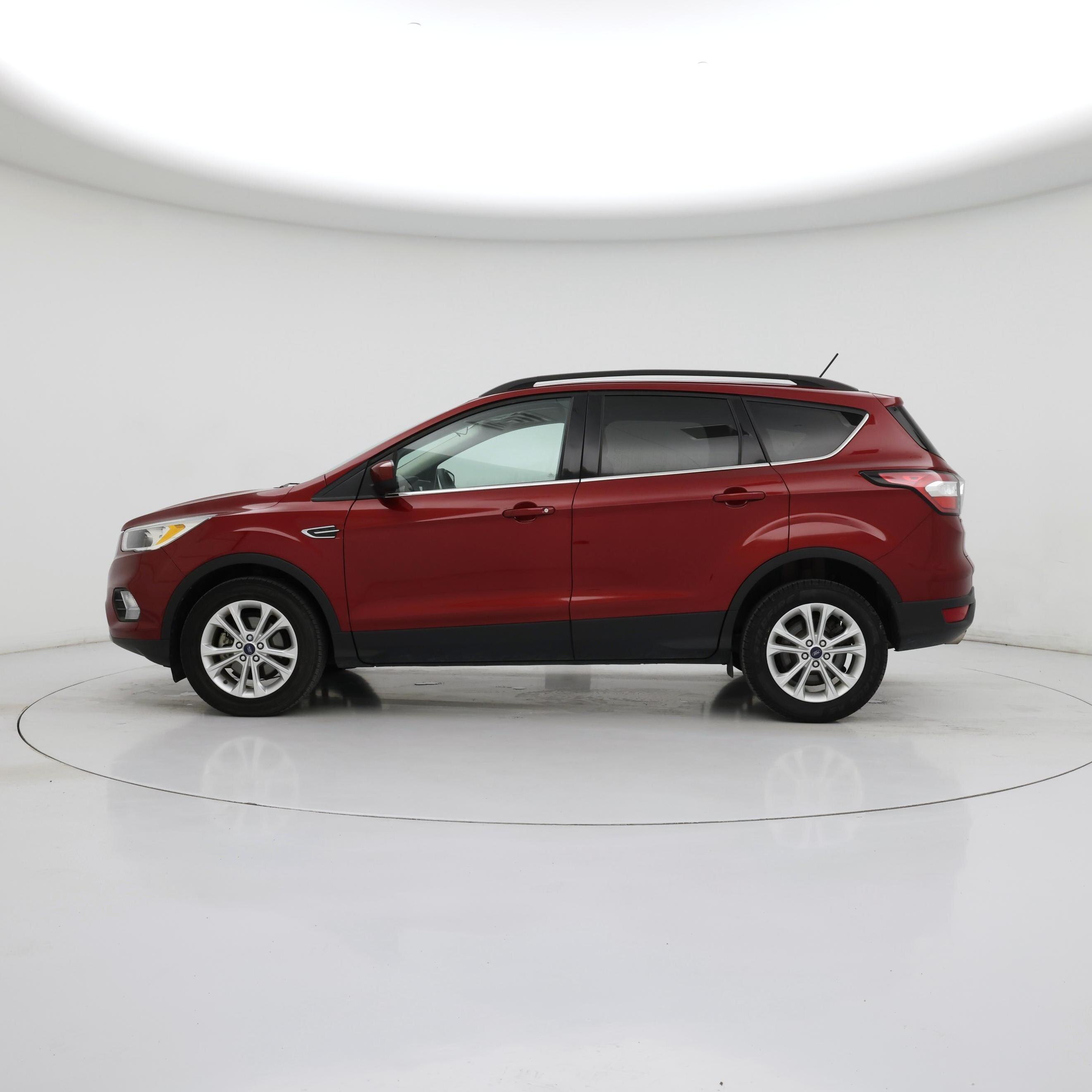 Thumbnail: 2018 Ford Escape - 3
