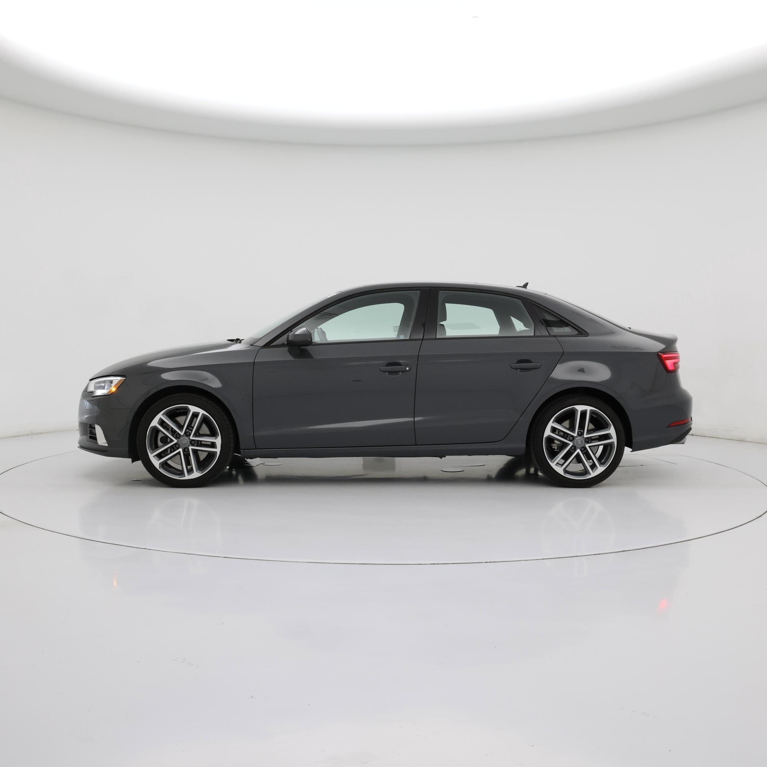 Thumbnail: 2019 Audi A3 - 3