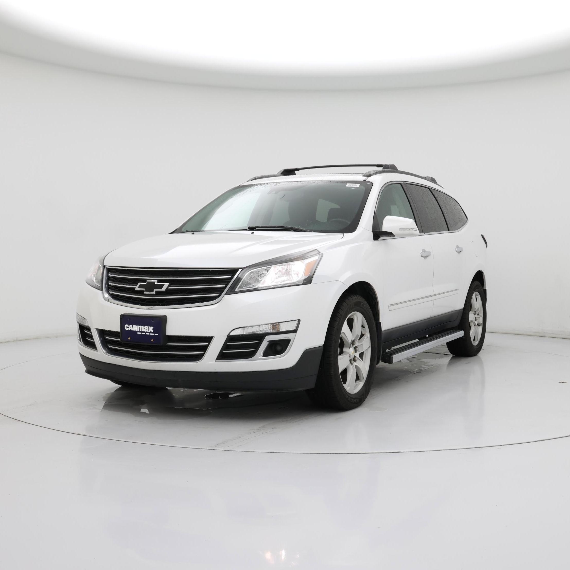 Thumbnail: 2017 Chevrolet Traverse - 4