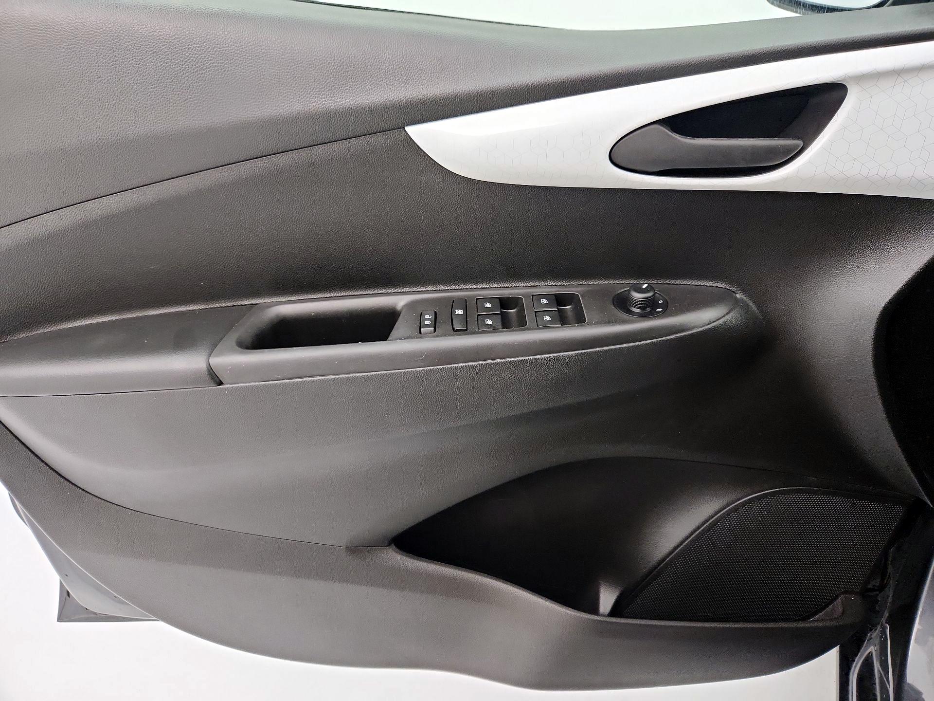 Thumbnail: 2018 Chevrolet Spark - 12