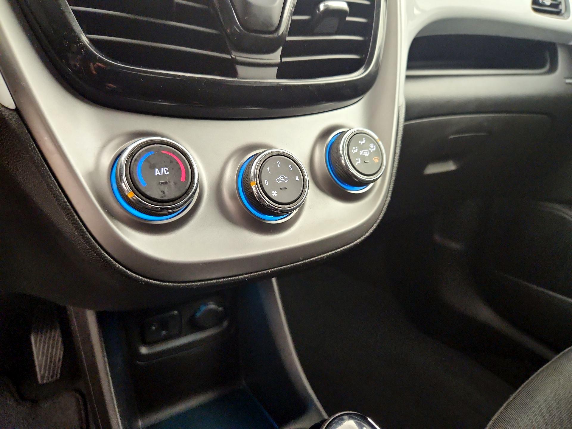 Thumbnail: 2018 Chevrolet Spark - 16