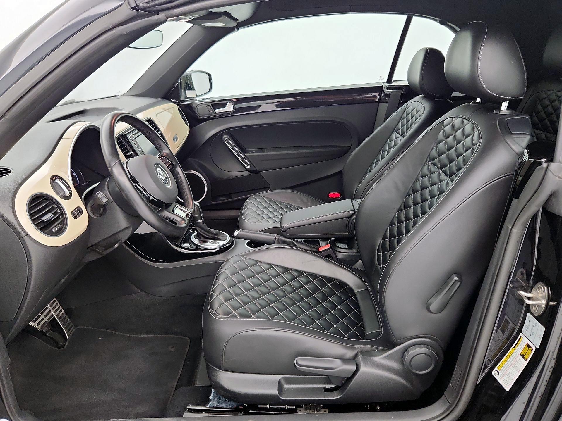 Thumbnail: 2019 Volkswagen Beetle - 11