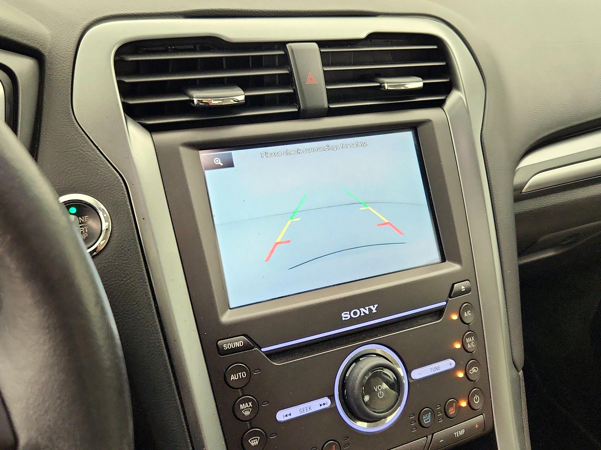 Thumbnail: 2016 Ford Fusion - 14