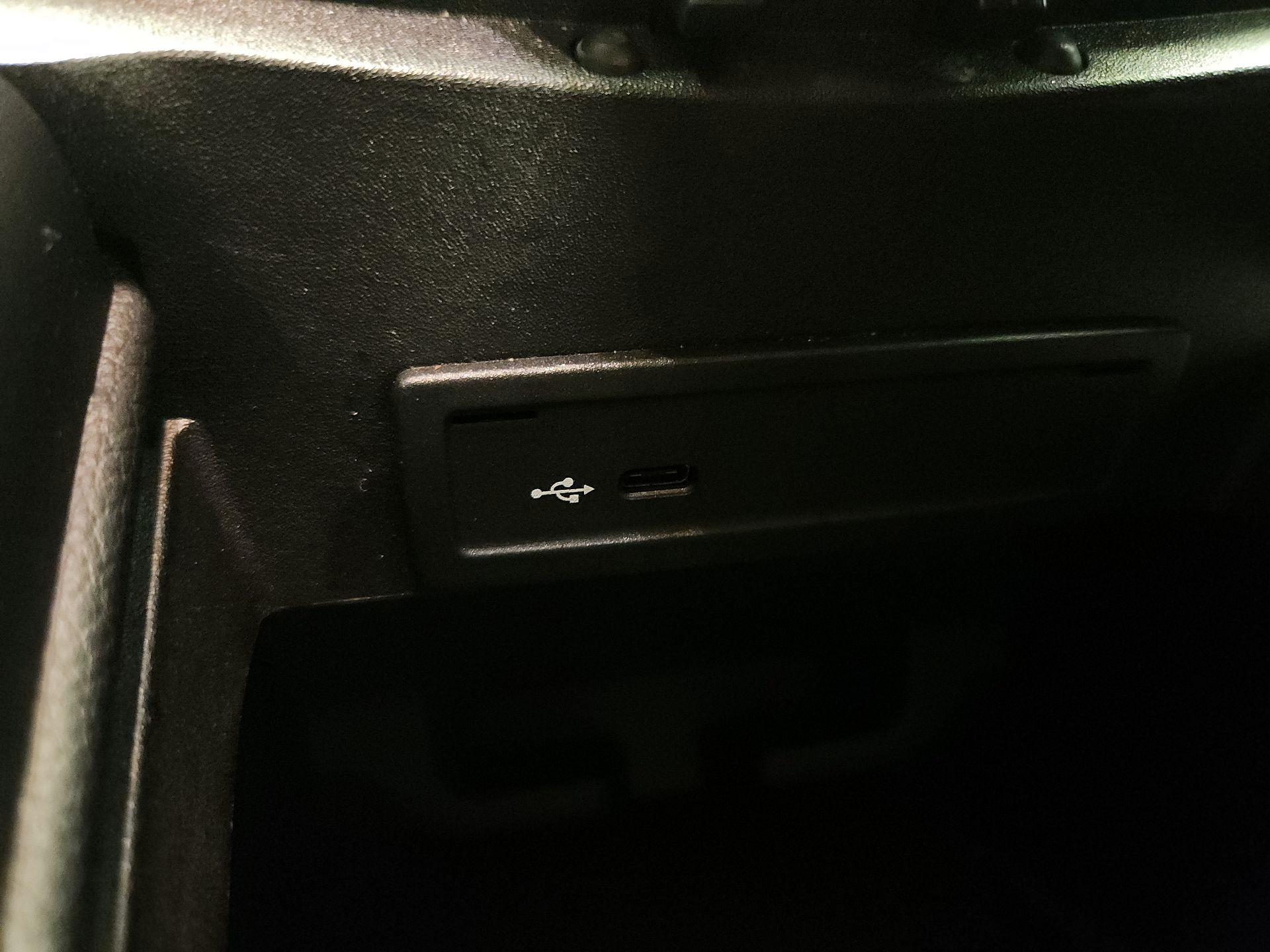 Thumbnail: 2023 Mercedes-Benz GLE - 19