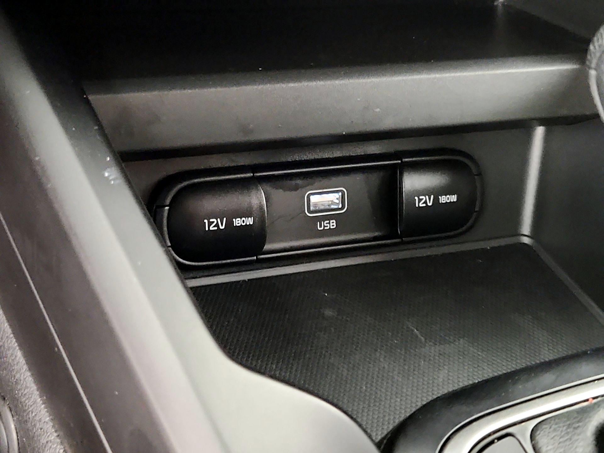Thumbnail: 2023 Kia Soul - 18
