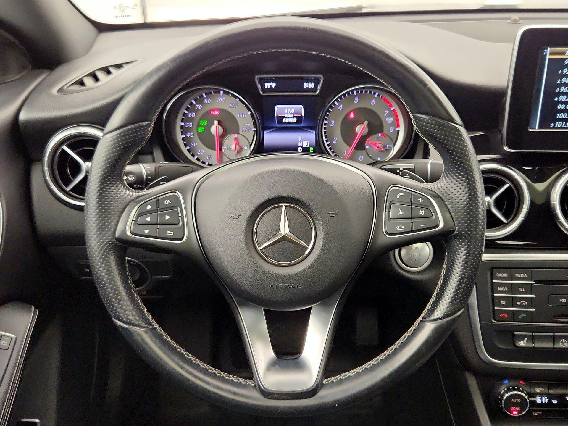 Thumbnail: 2015 Mercedes-Benz CLA - 10