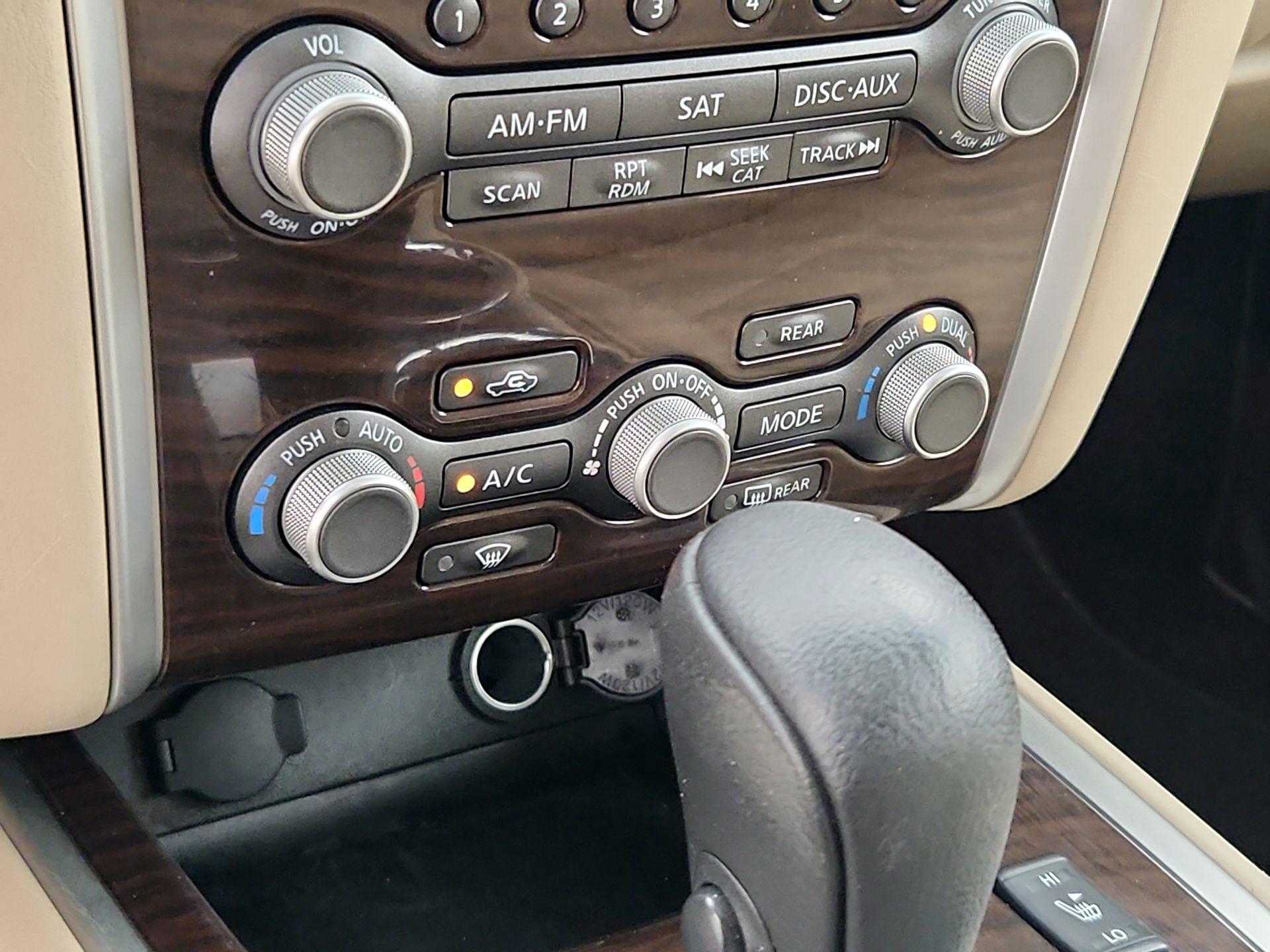 Thumbnail: 2016 Nissan Pathfinder - 17