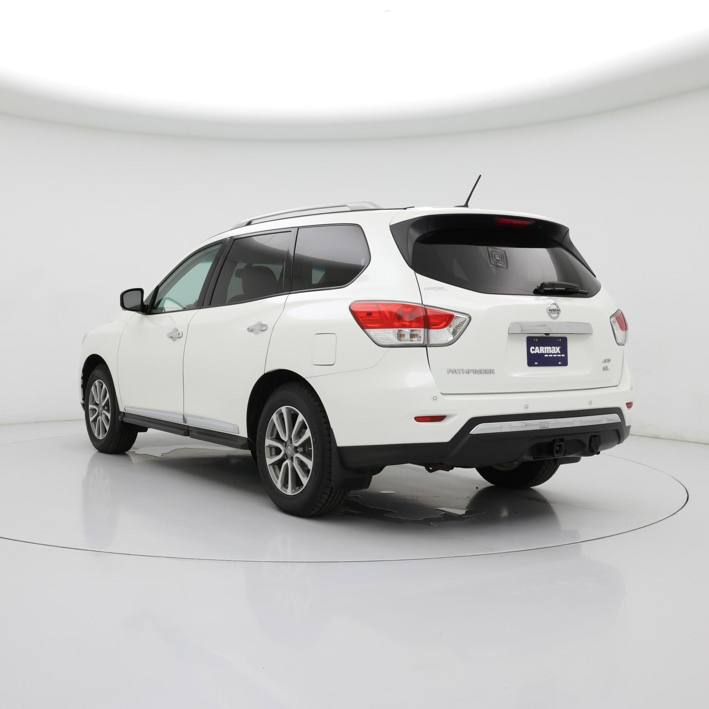 Thumbnail: 2016 Nissan Pathfinder - 2