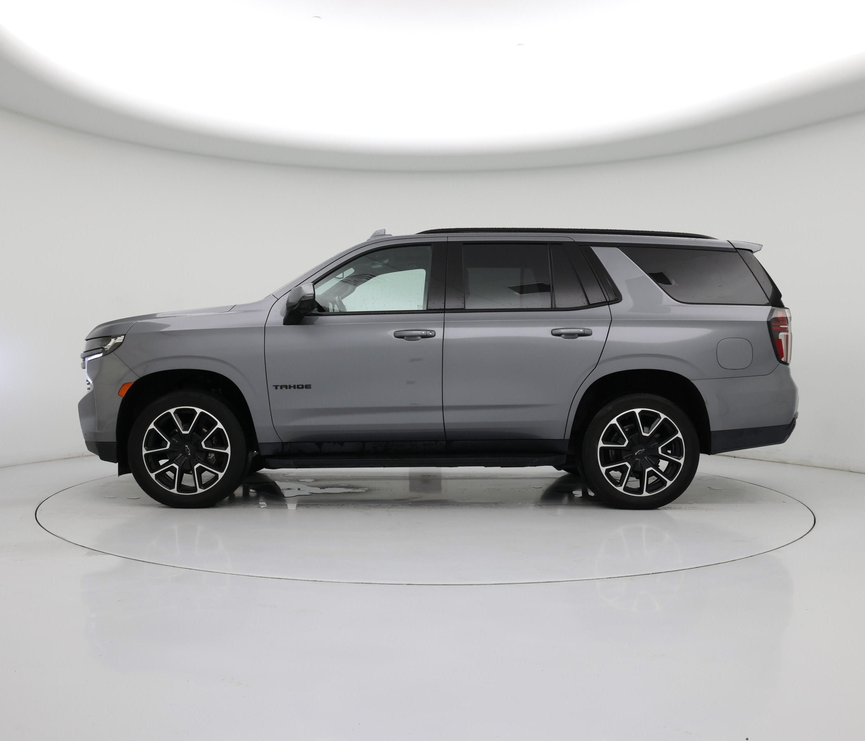 Thumbnail: 2021 Chevrolet Tahoe - 3