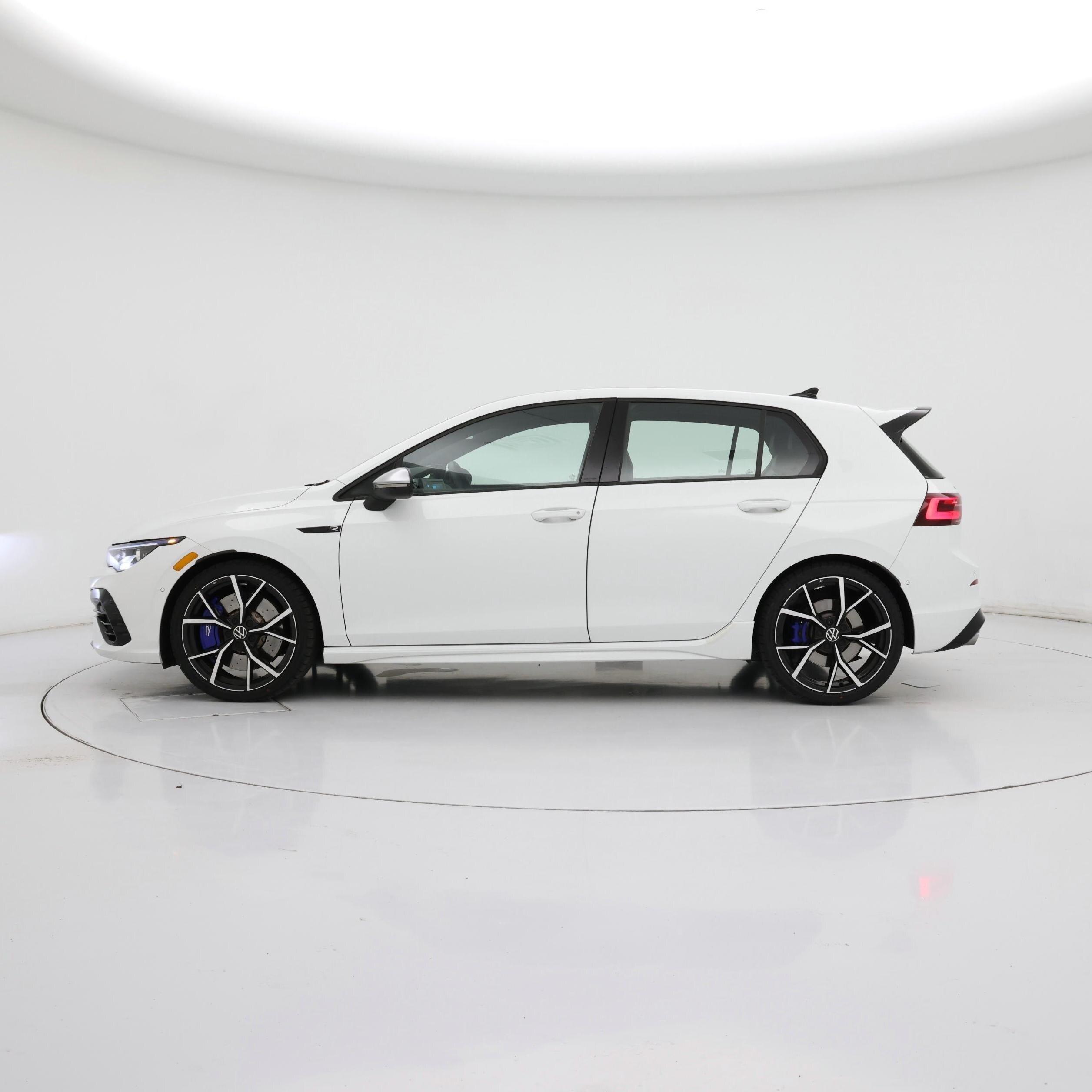 Thumbnail: 2024 Volkswagen Golf - 3