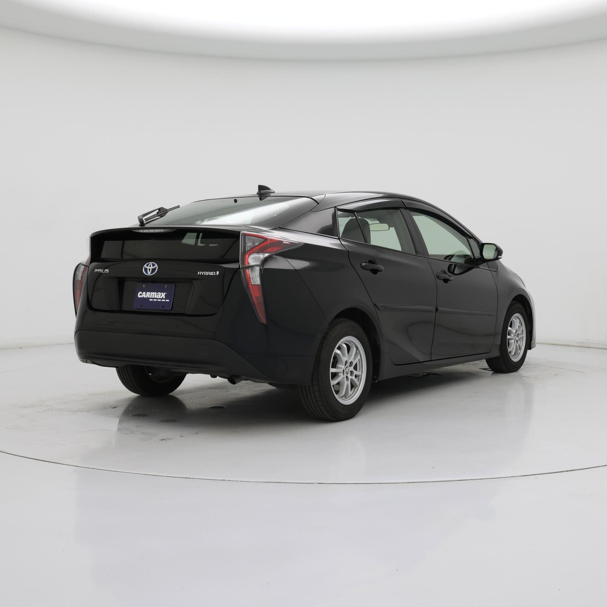 Thumbnail: 2018 Toyota Prius - 8