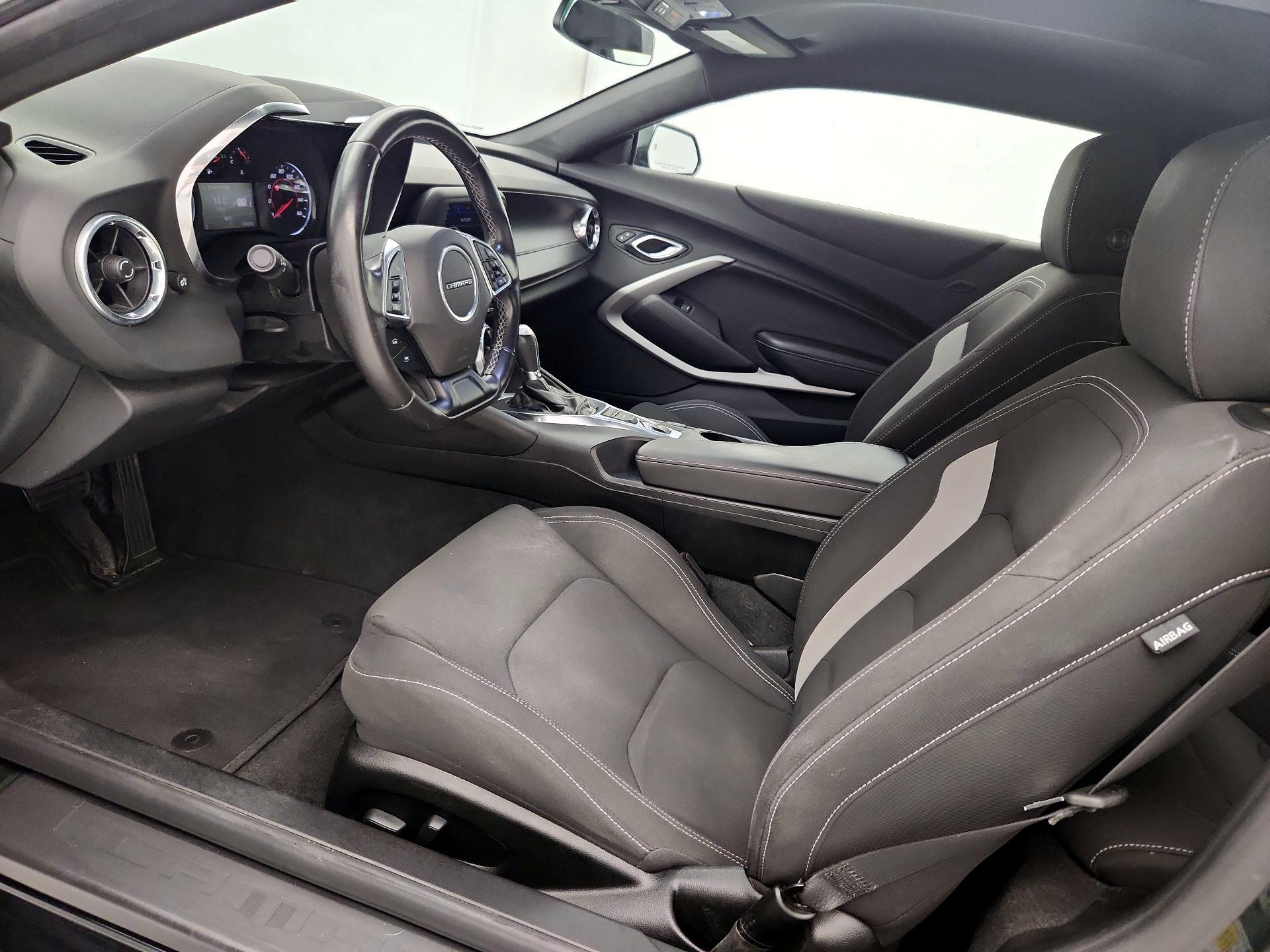 Thumbnail: 2020 Chevrolet Camaro - 11