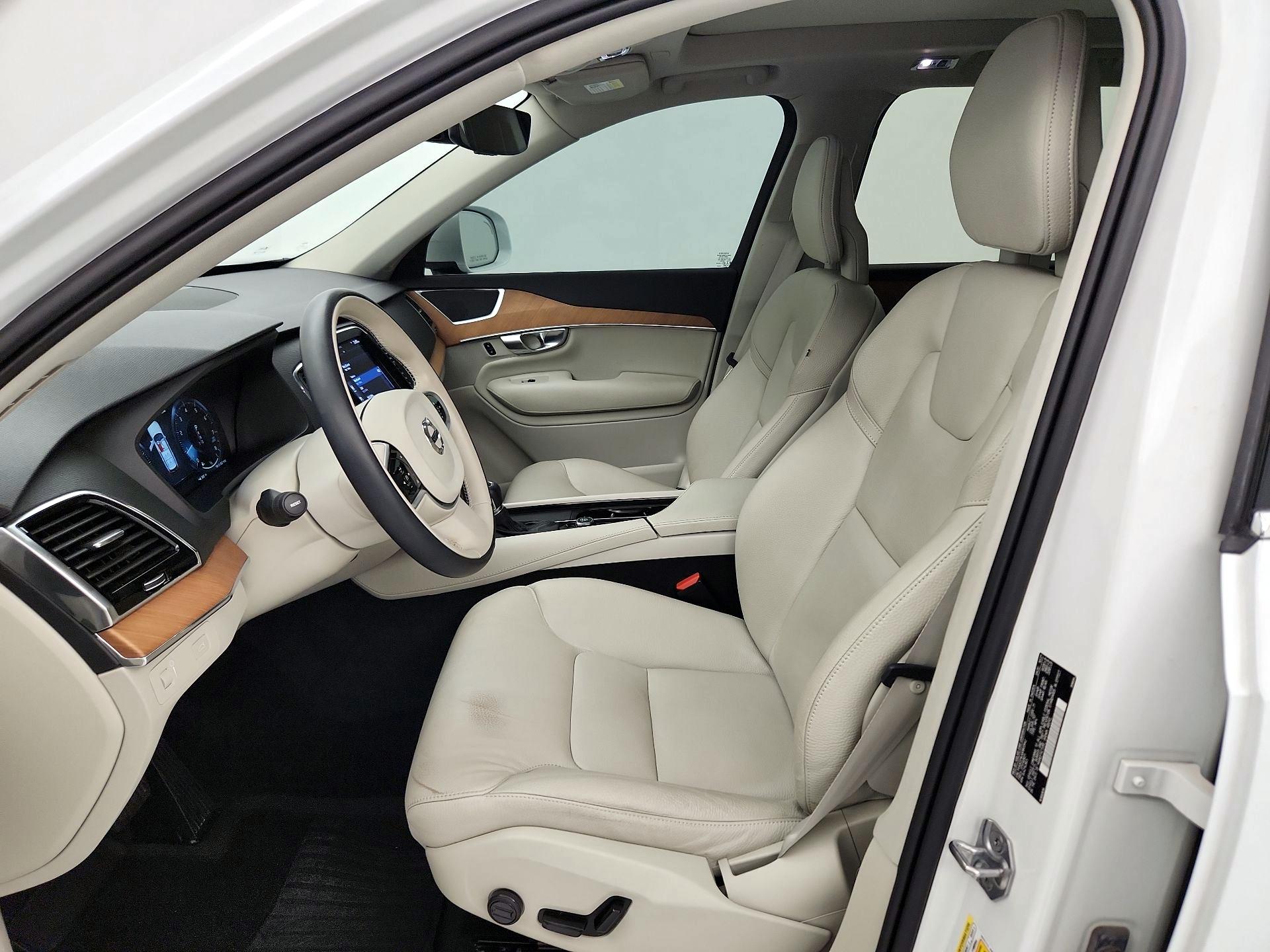 Thumbnail: 2022 Volvo XC90 - 11