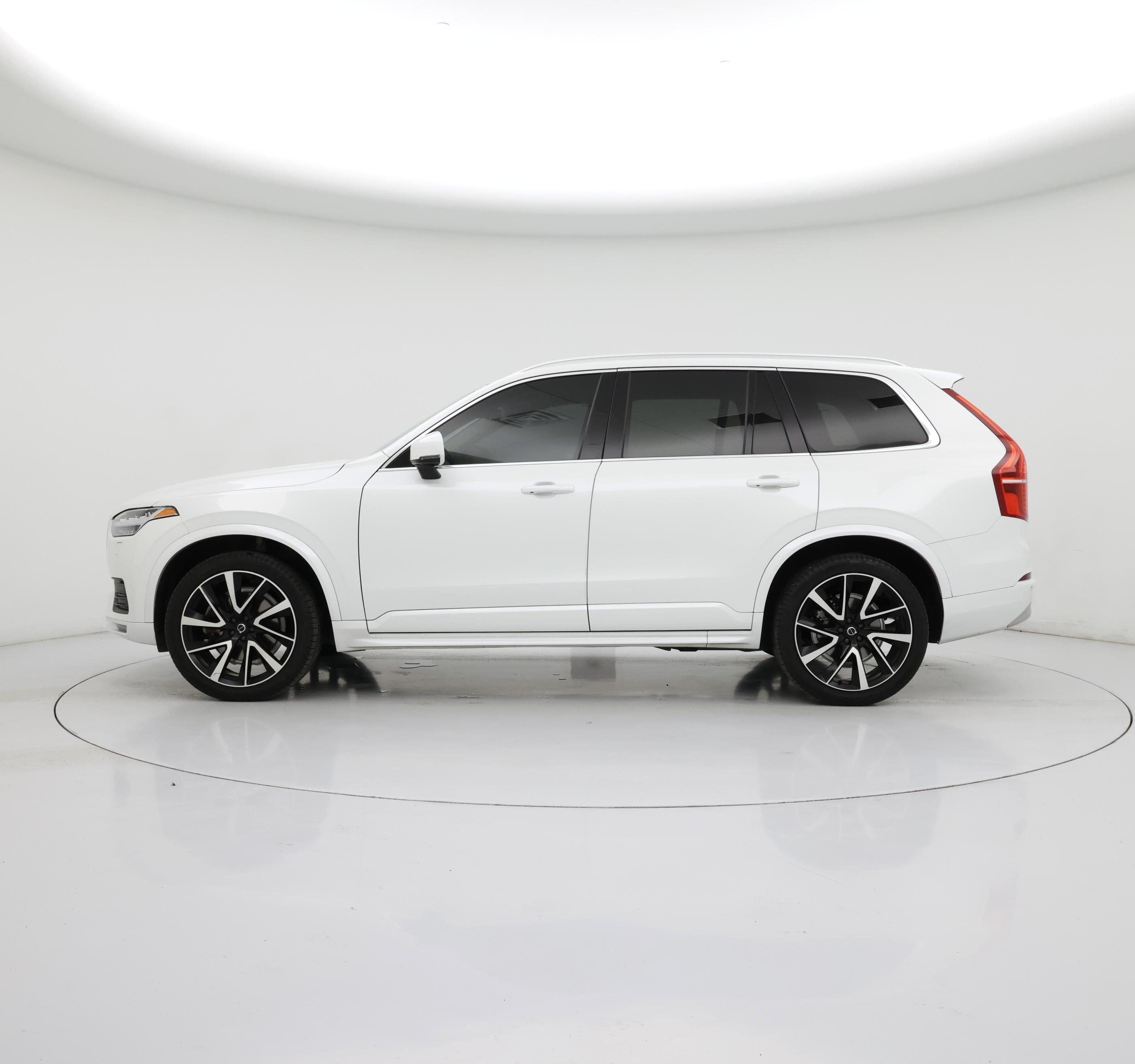 Thumbnail: 2022 Volvo XC90 - 3