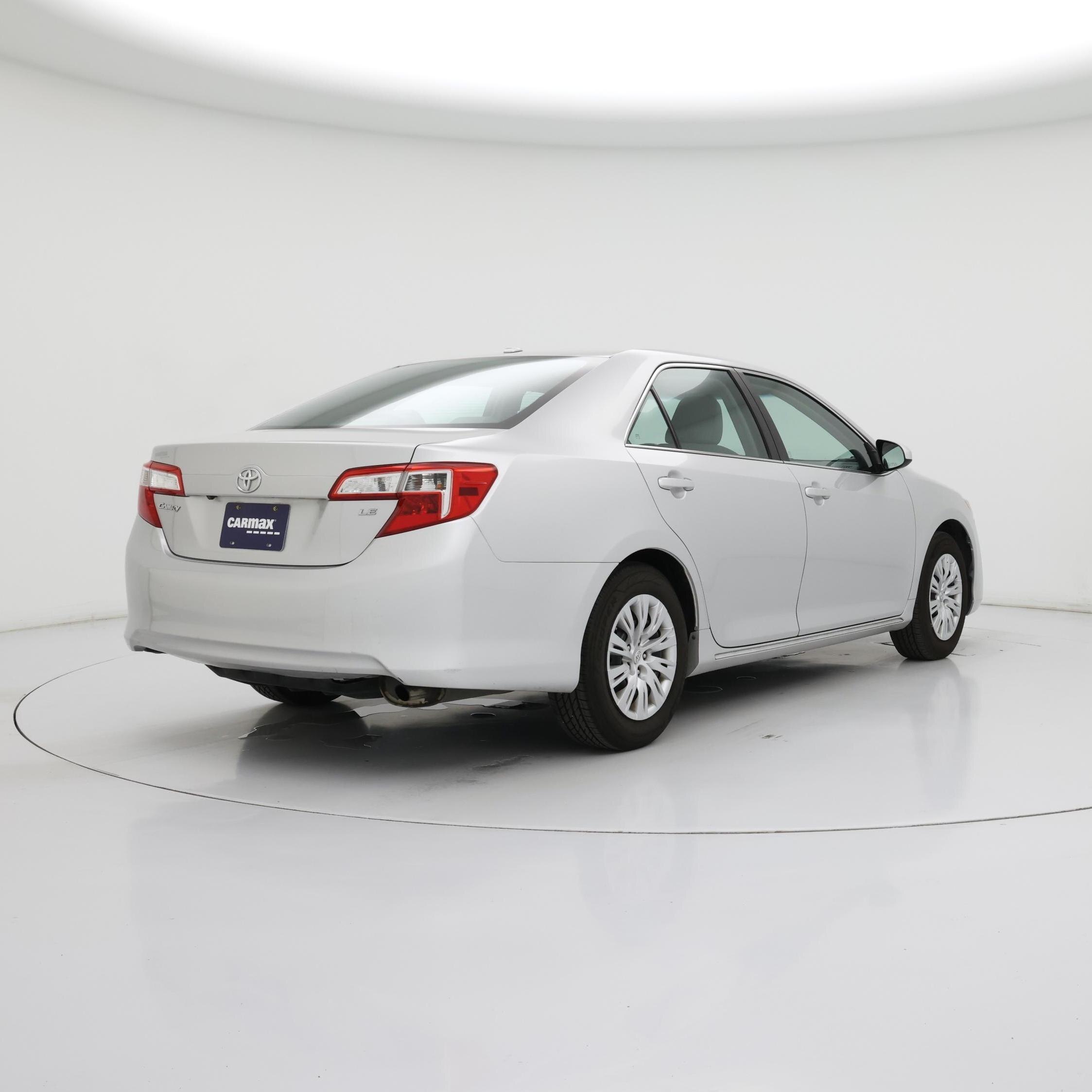 Thumbnail: 2014 Toyota Camry - 8
