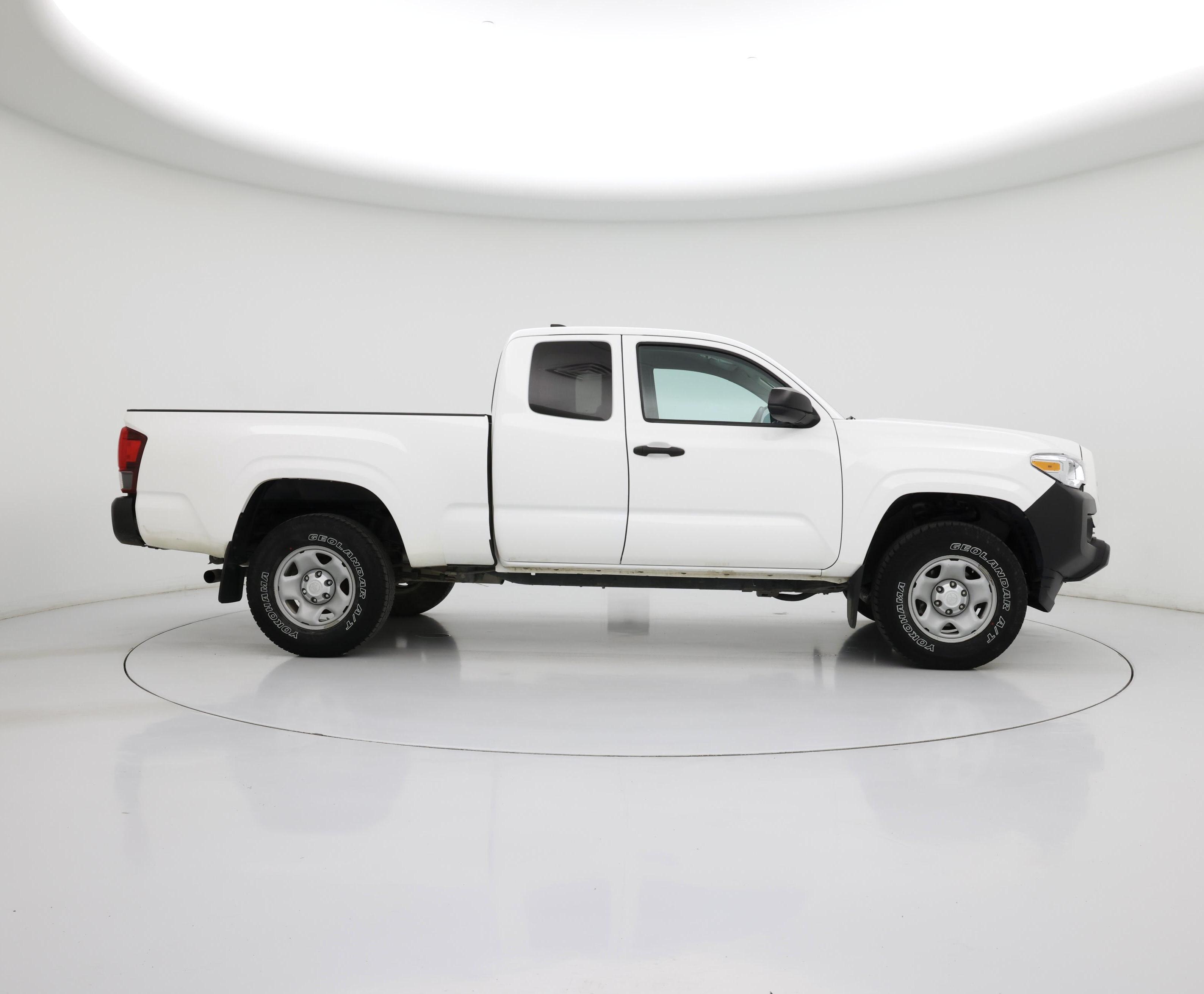 Thumbnail: 2019 Toyota Tacoma - 7