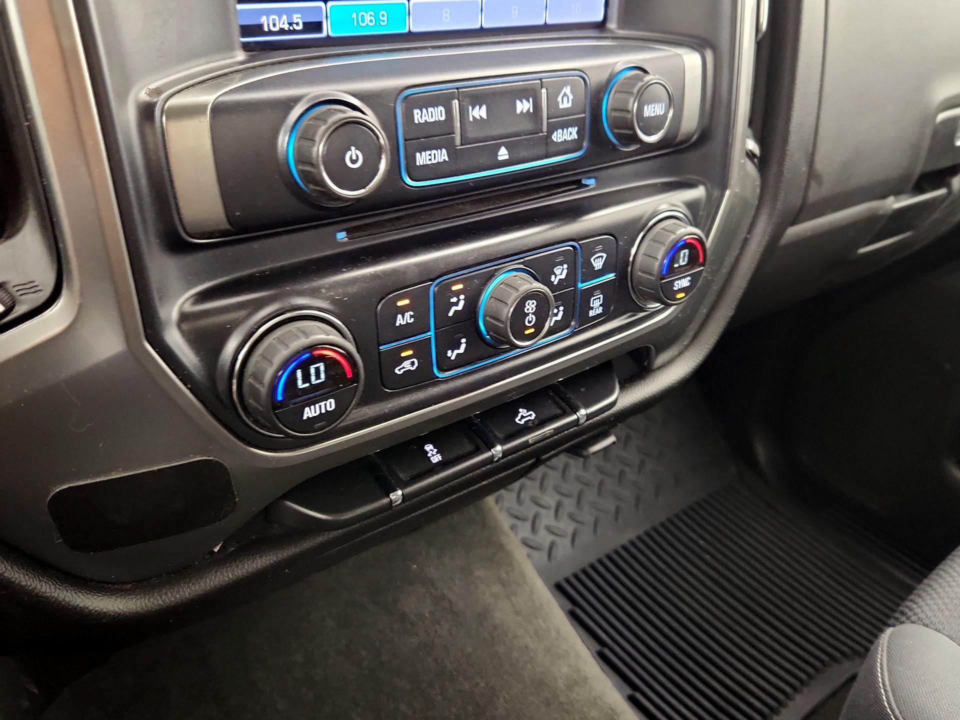 Thumbnail: 2016 Chevrolet Silverado 1500 - 16