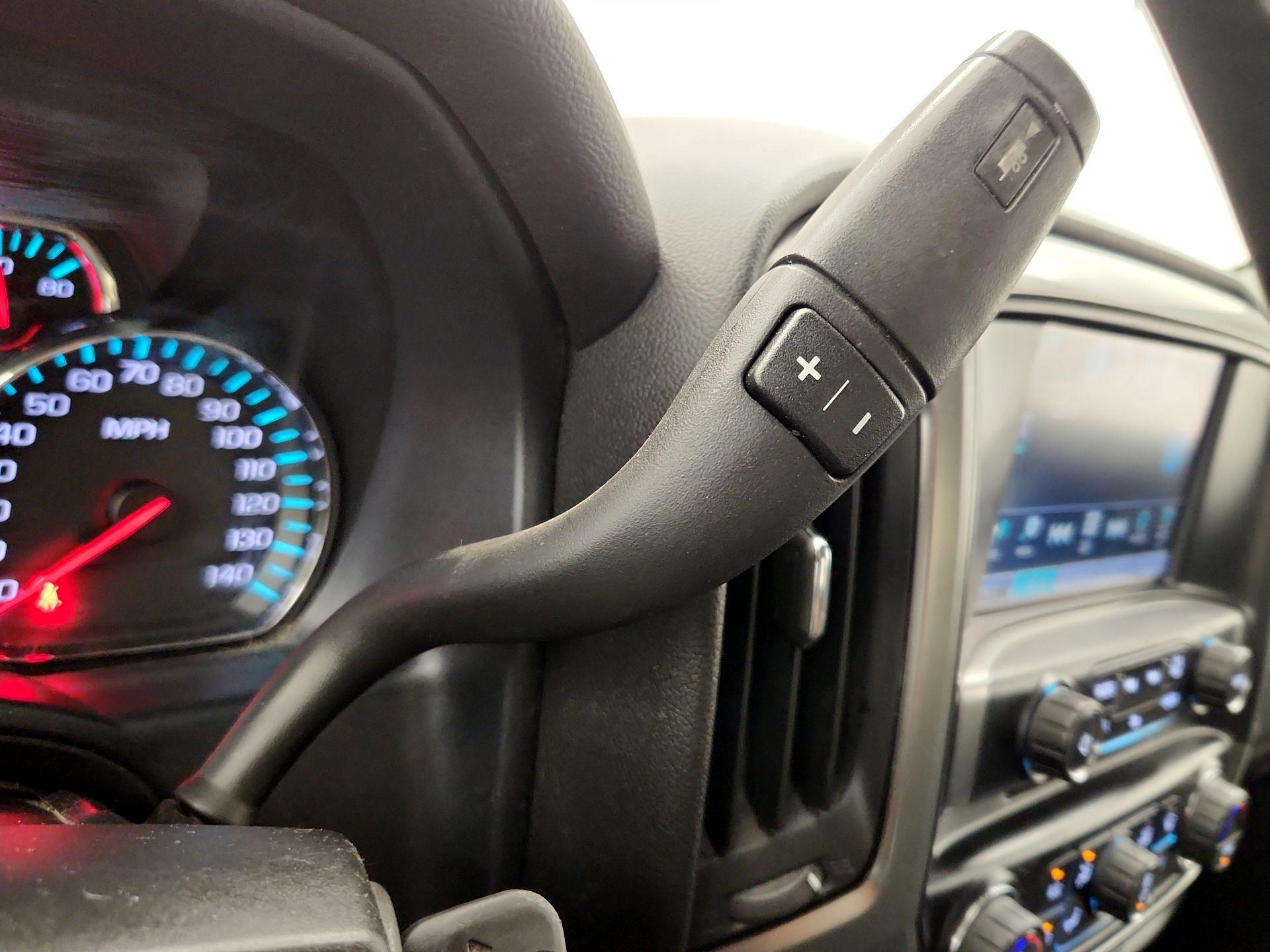 Thumbnail: 2016 Chevrolet Silverado 1500 - 17