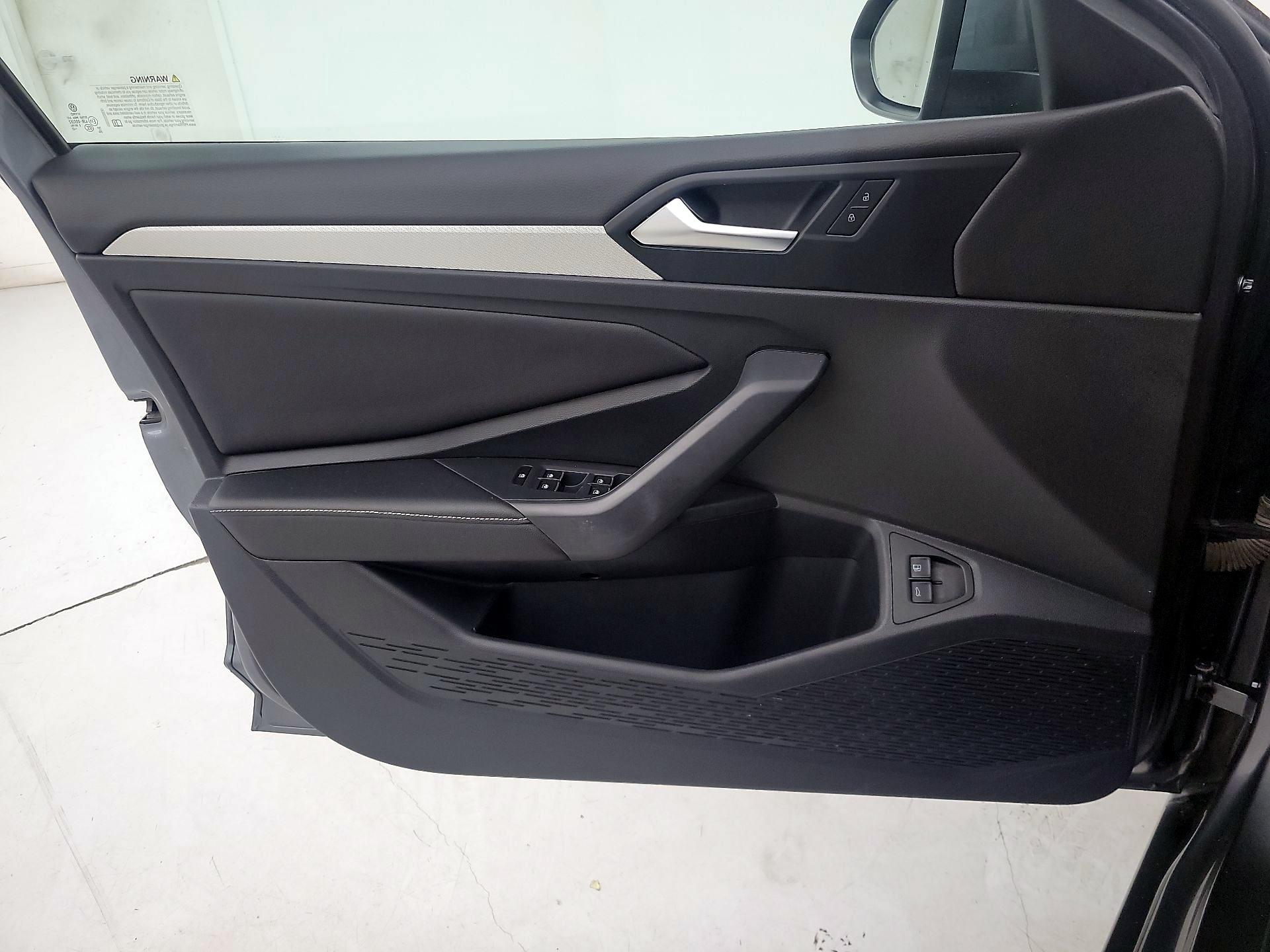 Thumbnail: 2022 Volkswagen Jetta - 12