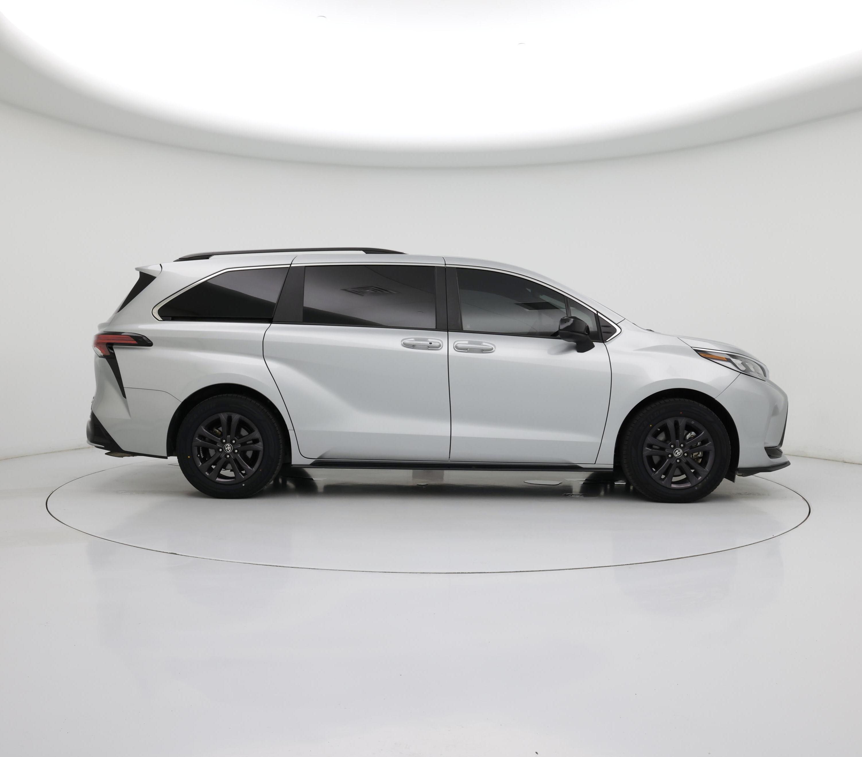 Thumbnail: 2024 Toyota Sienna - 7