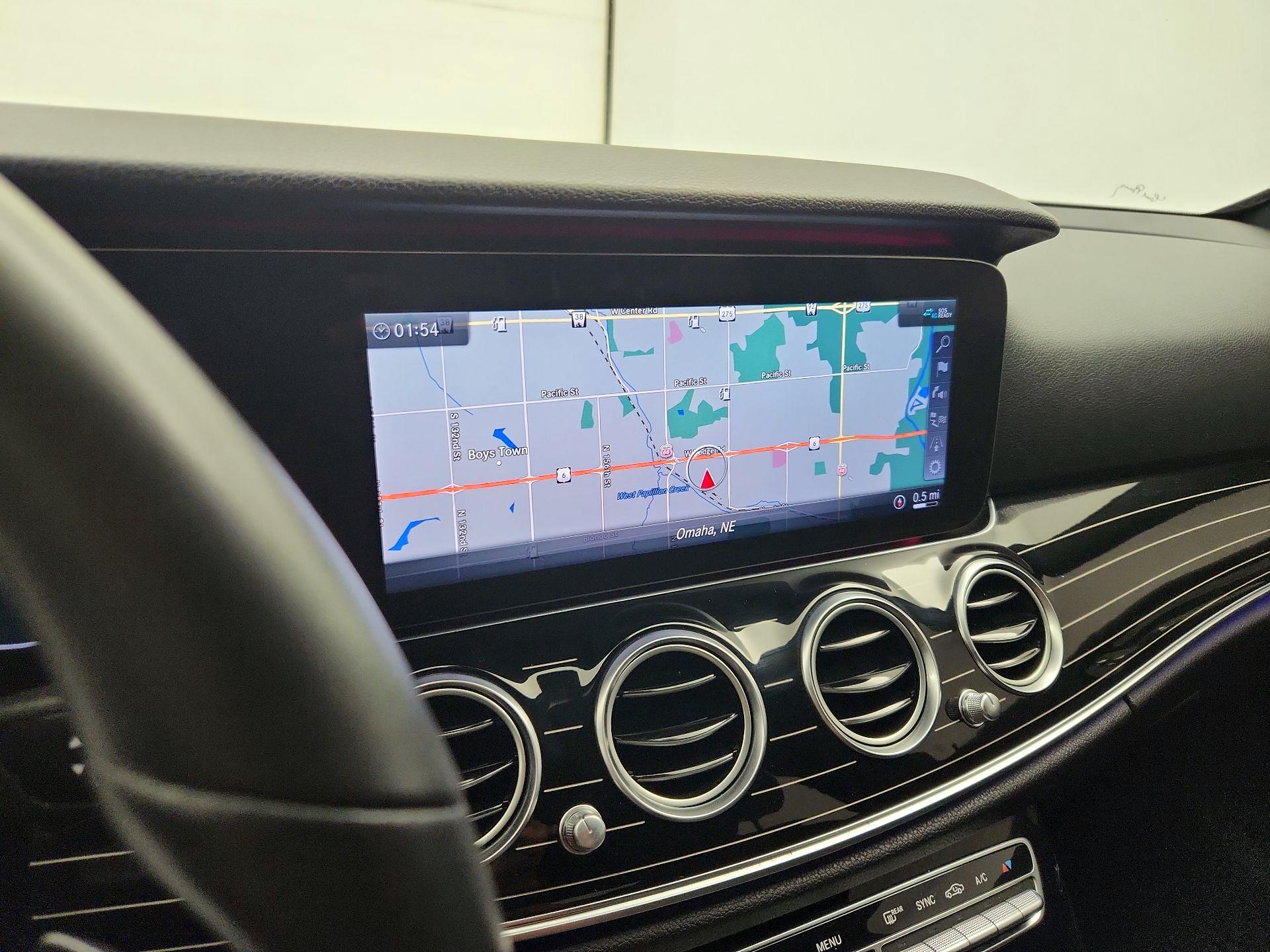 Thumbnail: 2020 Mercedes-Benz E-Class - 14