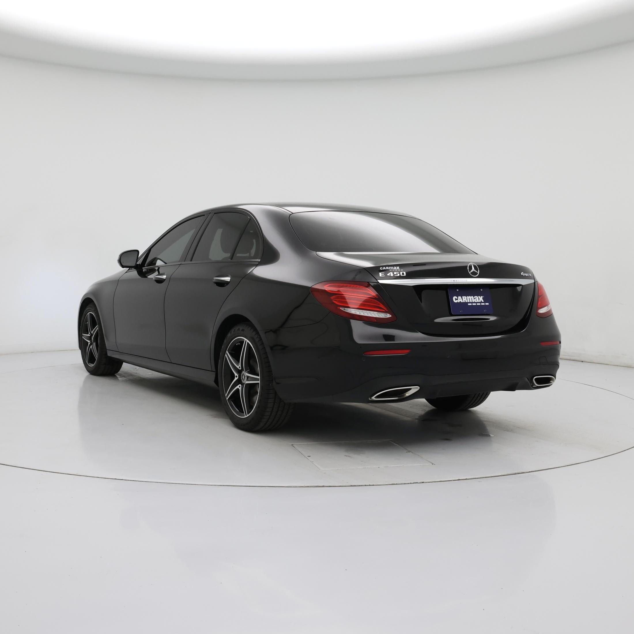 Thumbnail: 2020 Mercedes-Benz E-Class - 2