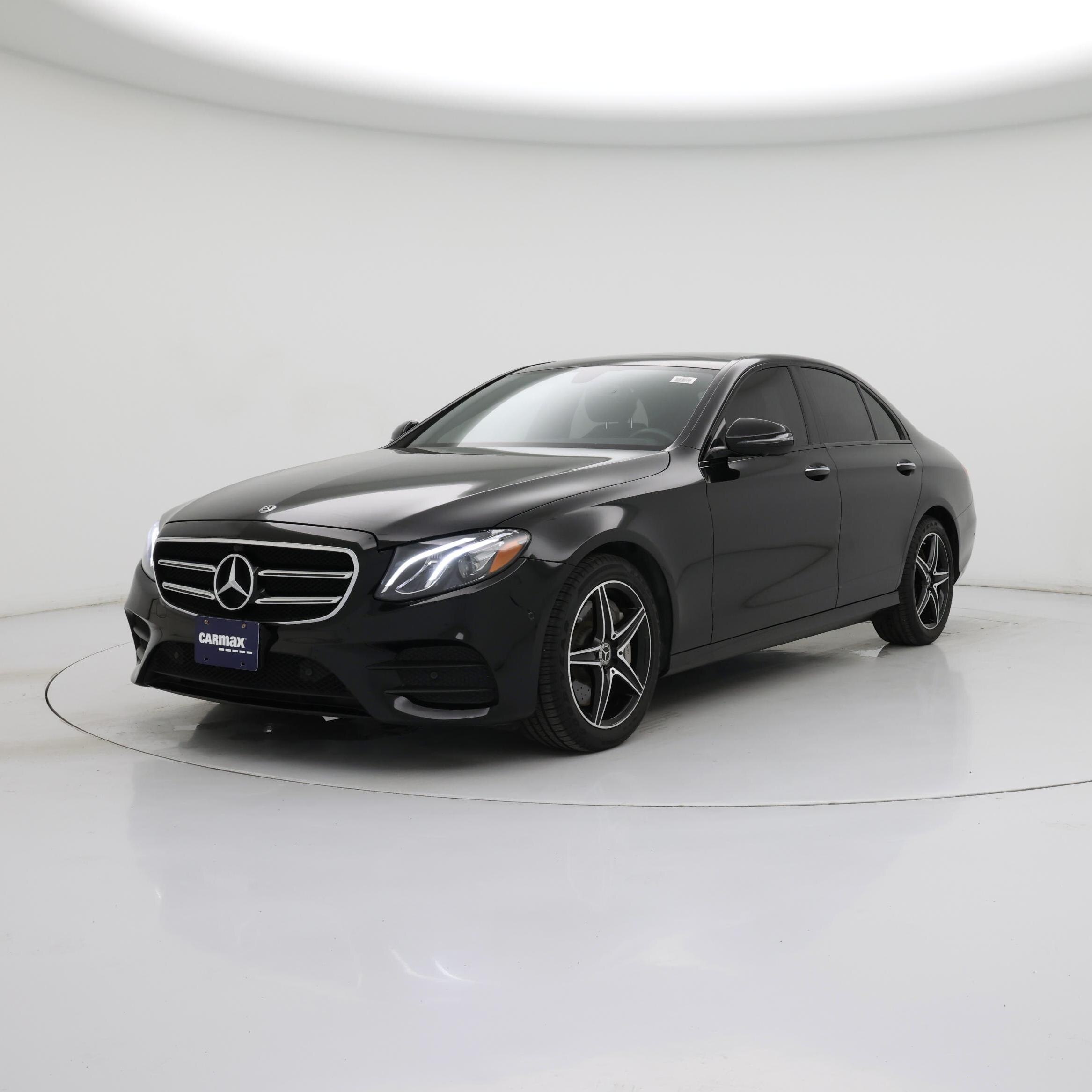 Thumbnail: 2020 Mercedes-Benz E-Class - 4