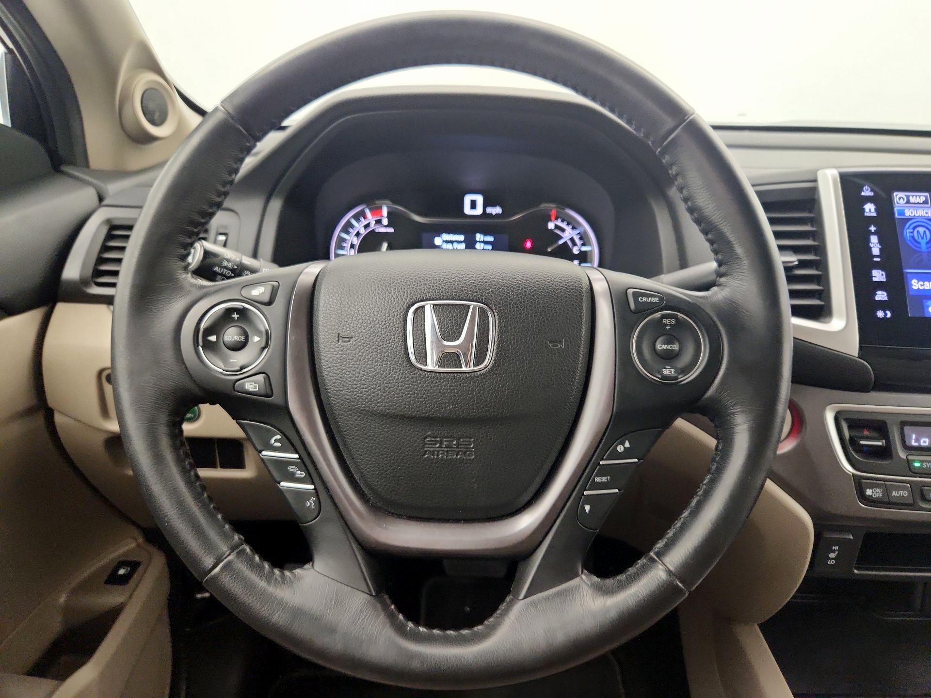 Thumbnail: 2017 Honda Ridgeline - 10