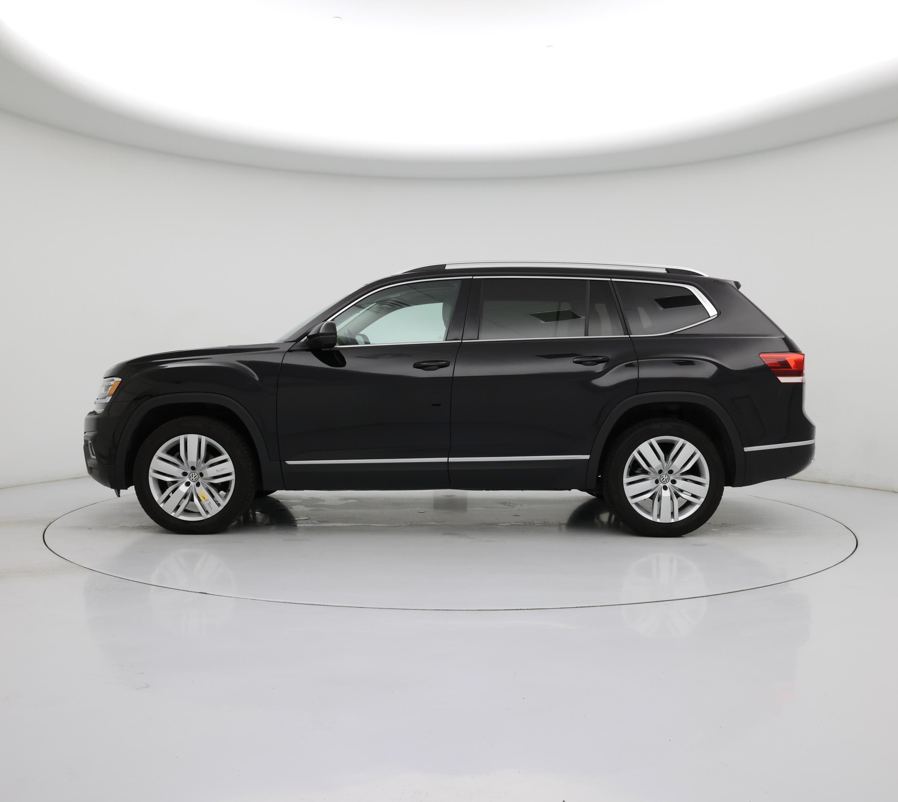 Thumbnail: 2018 Volkswagen Atlas - 3