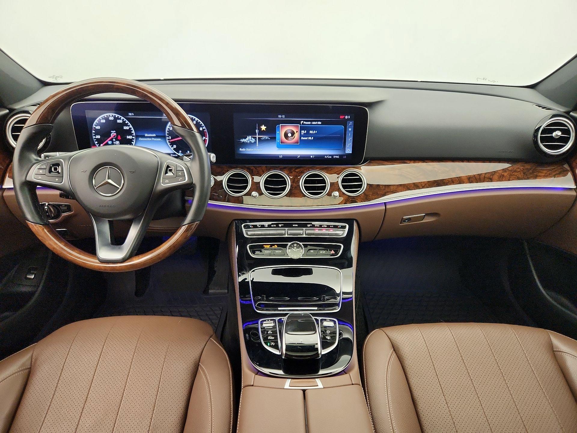 Thumbnail: 2017 Mercedes-Benz E-Class - 9