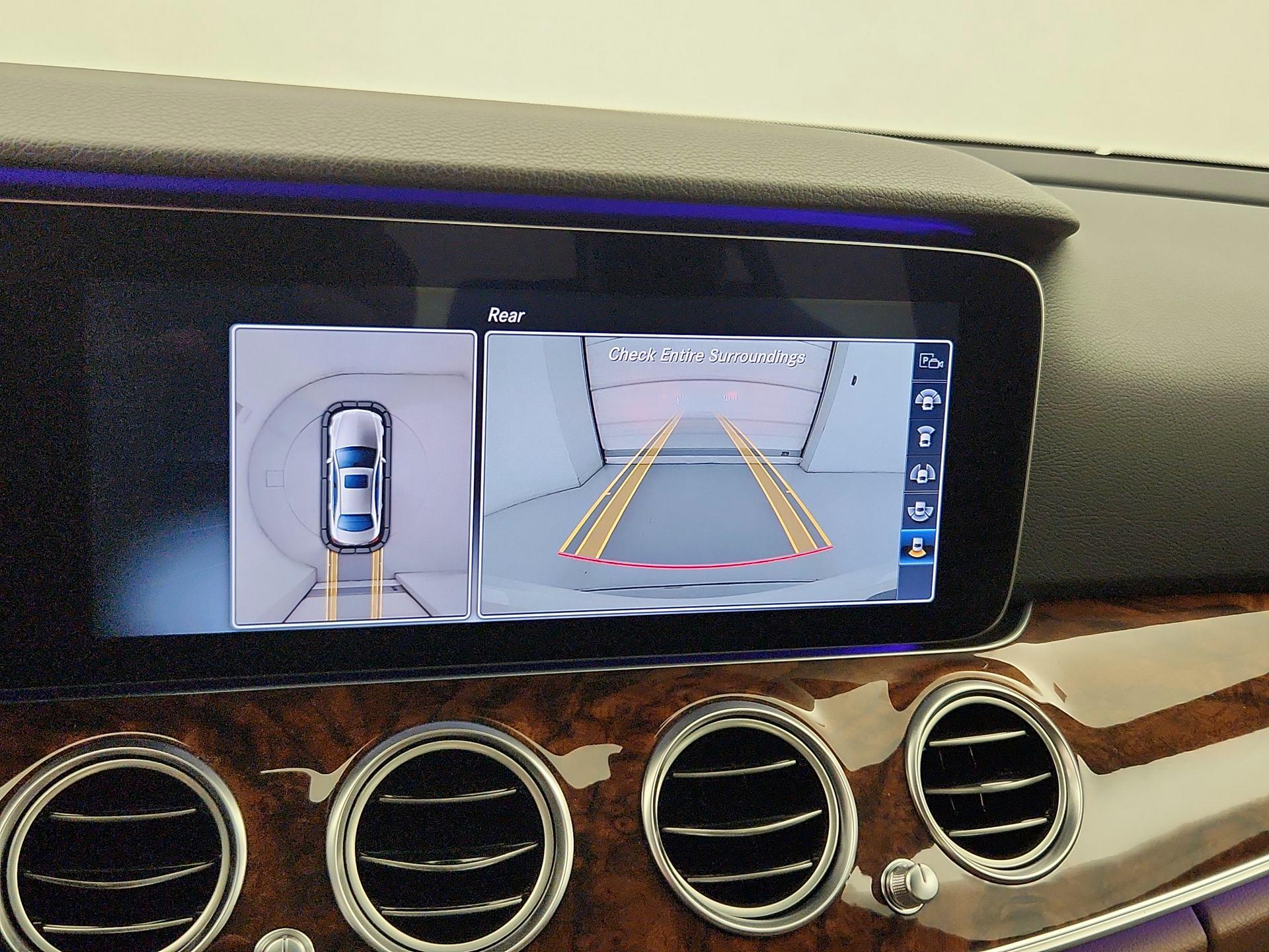 Thumbnail: 2017 Mercedes-Benz E-Class - 15