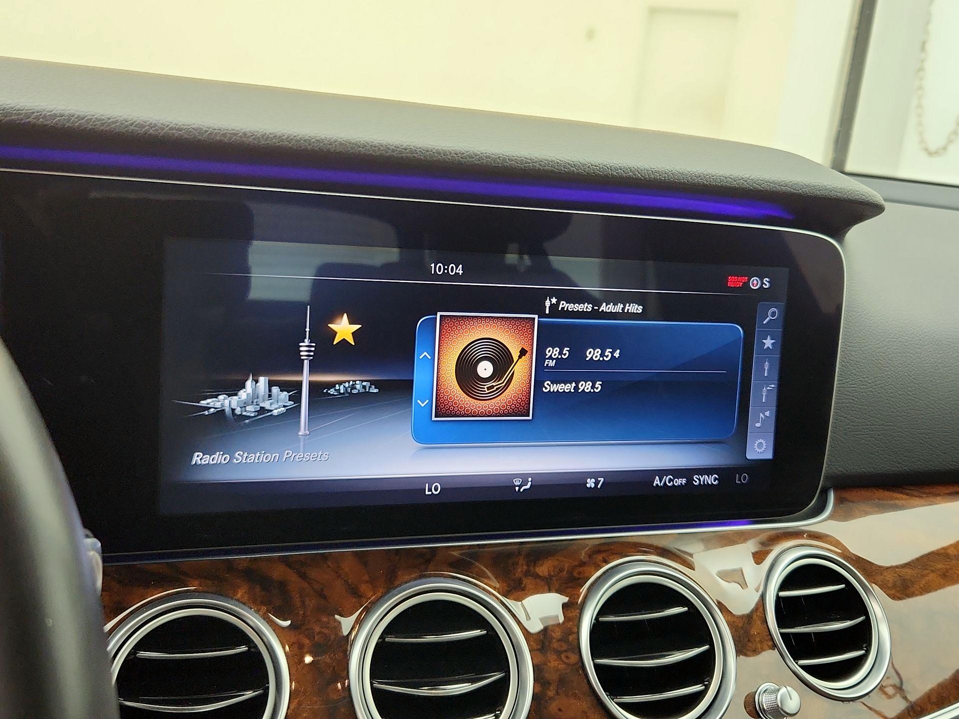 Thumbnail: 2017 Mercedes-Benz E-Class - 16