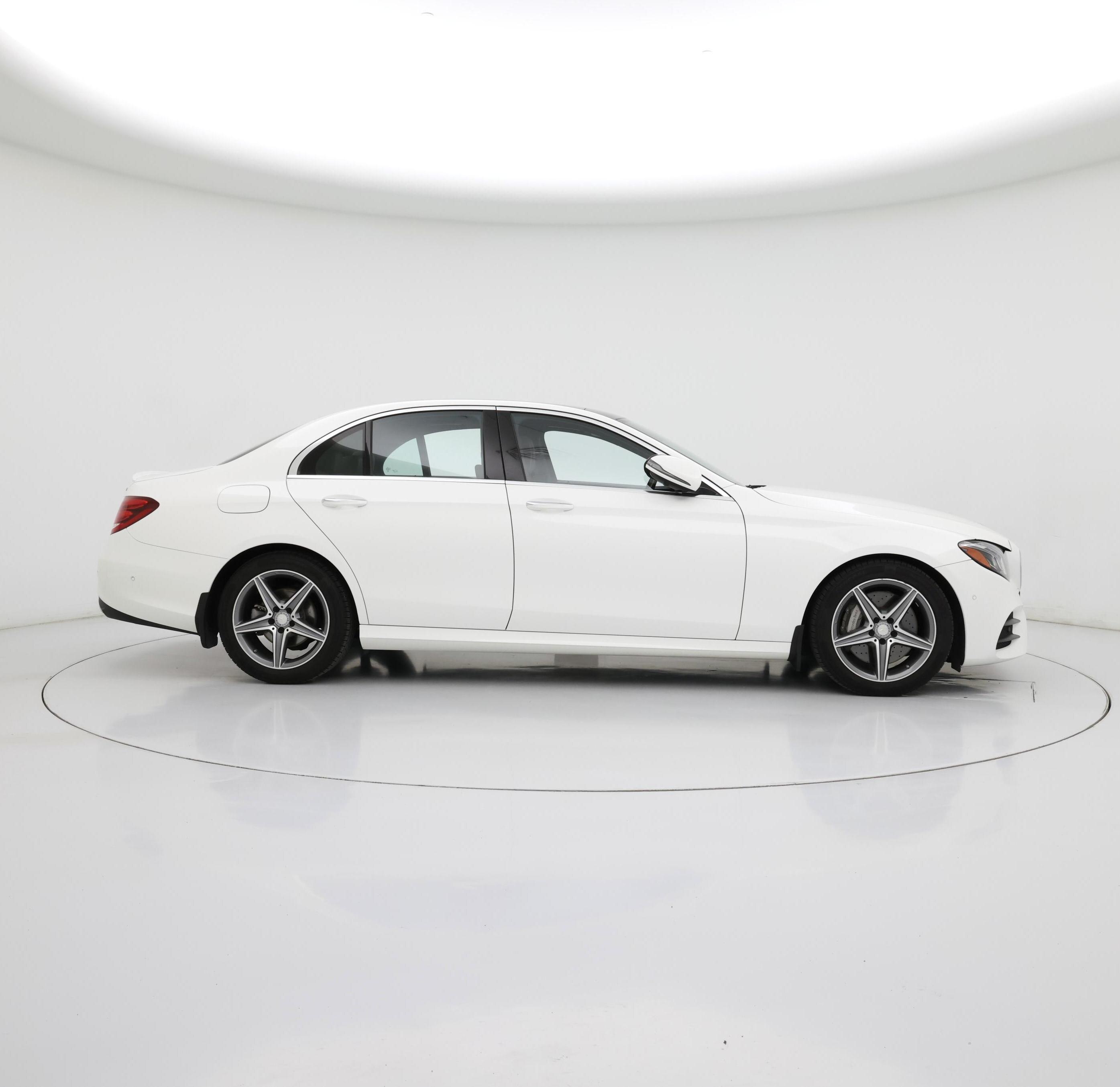 Thumbnail: 2017 Mercedes-Benz E-Class - 7