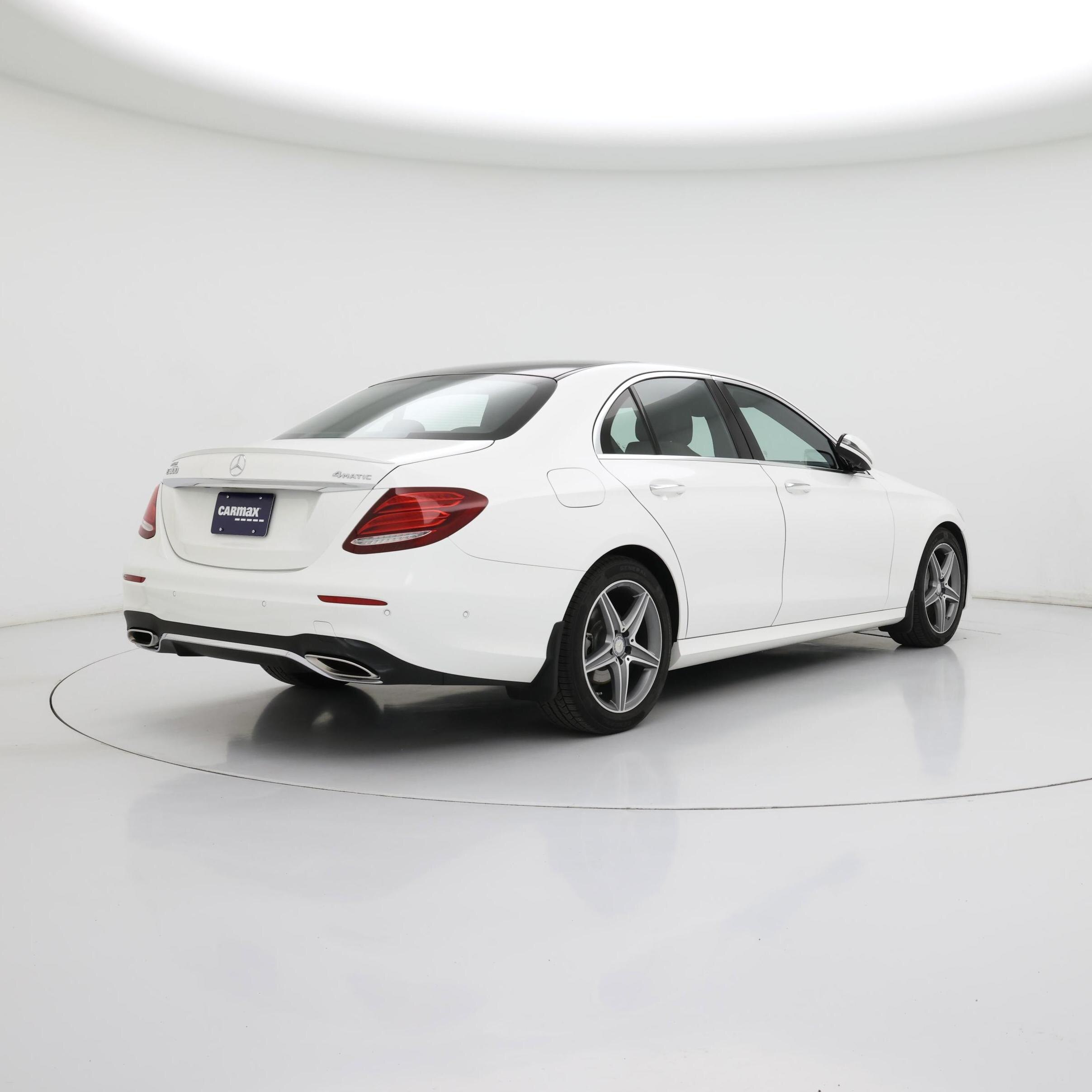 Thumbnail: 2017 Mercedes-Benz E-Class - 8