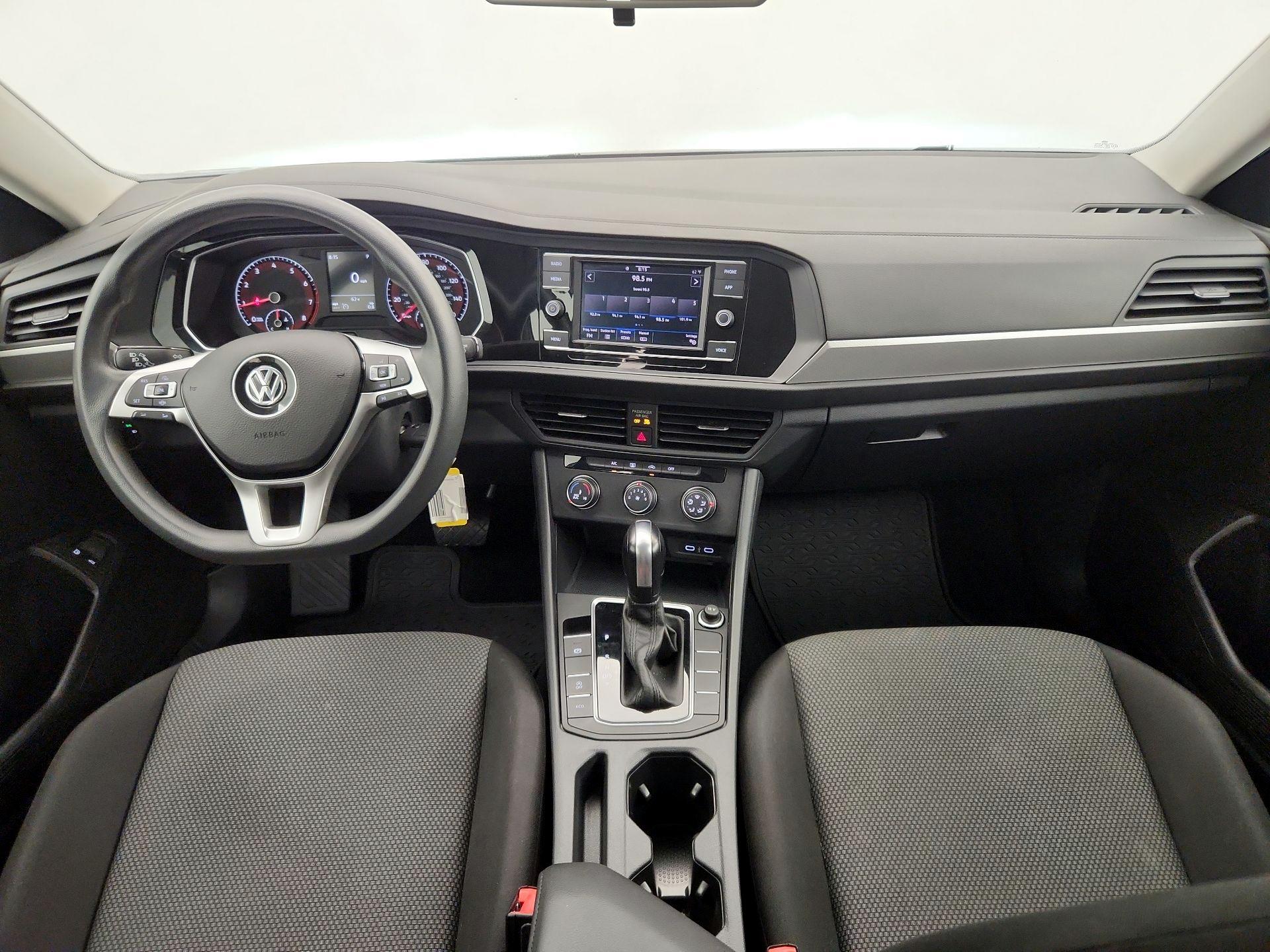 Thumbnail: 2021 Volkswagen Jetta - 9